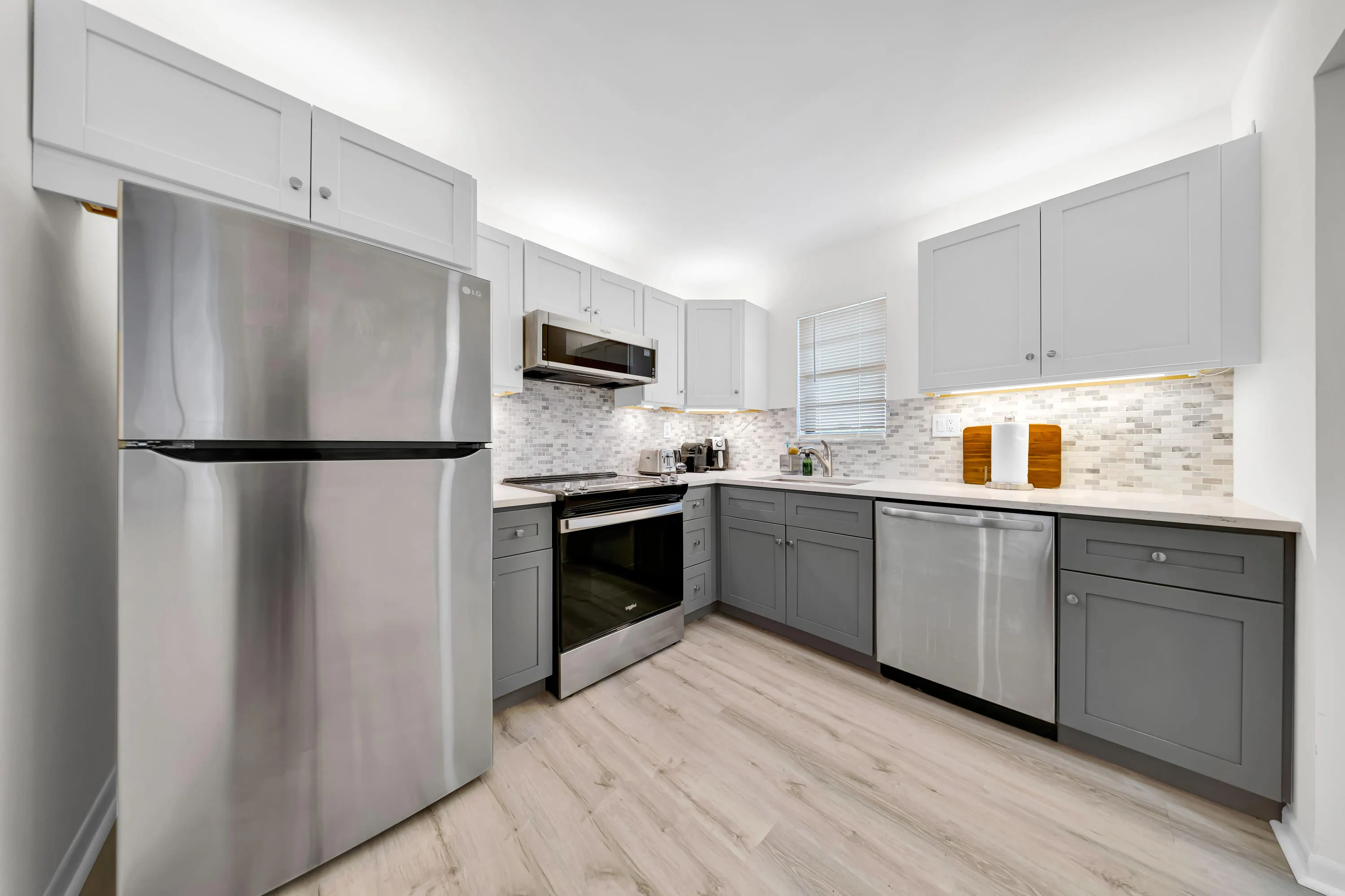 9233 SW 8TH Street #305