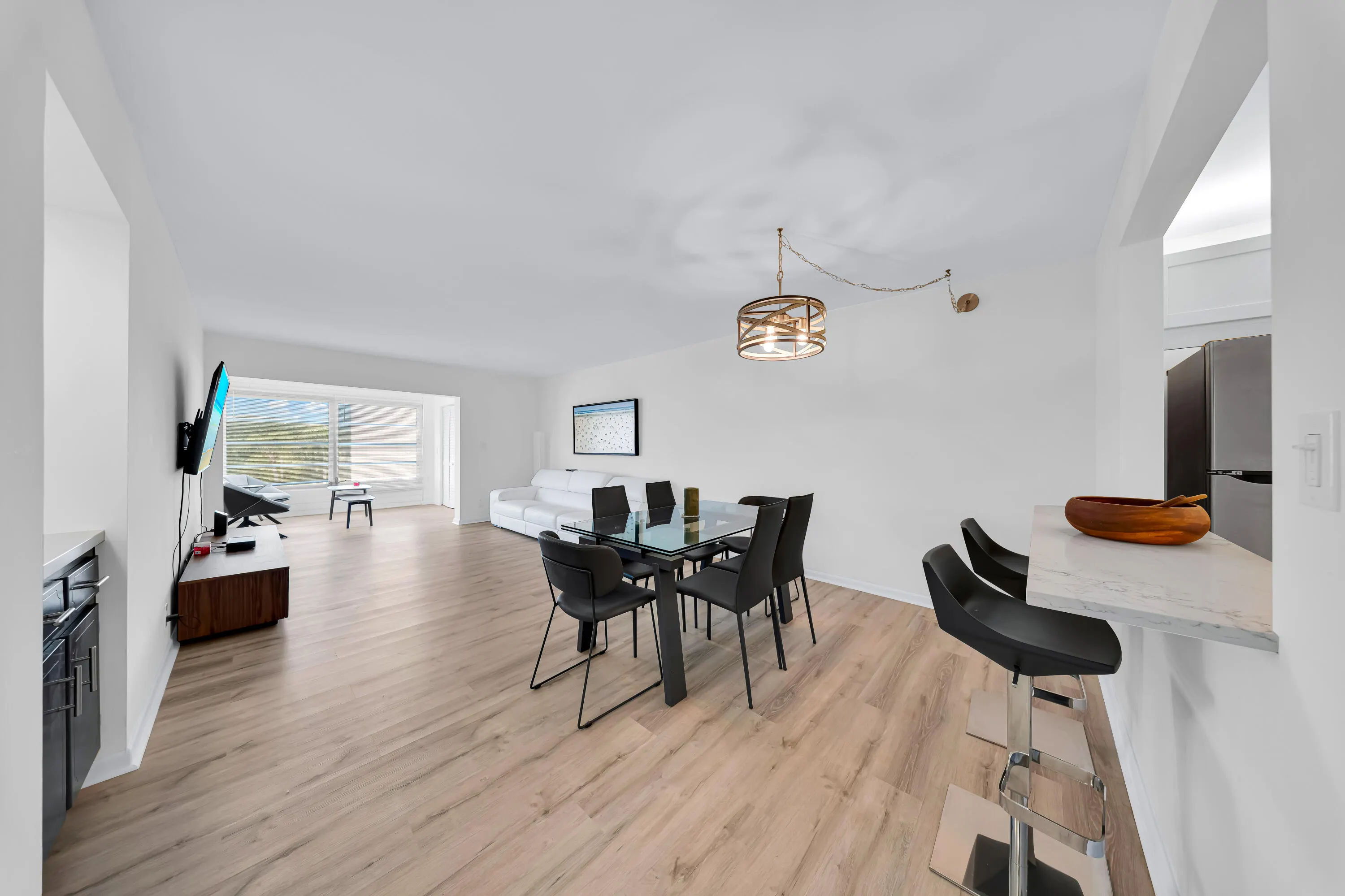 9233 SW 8TH Street #305