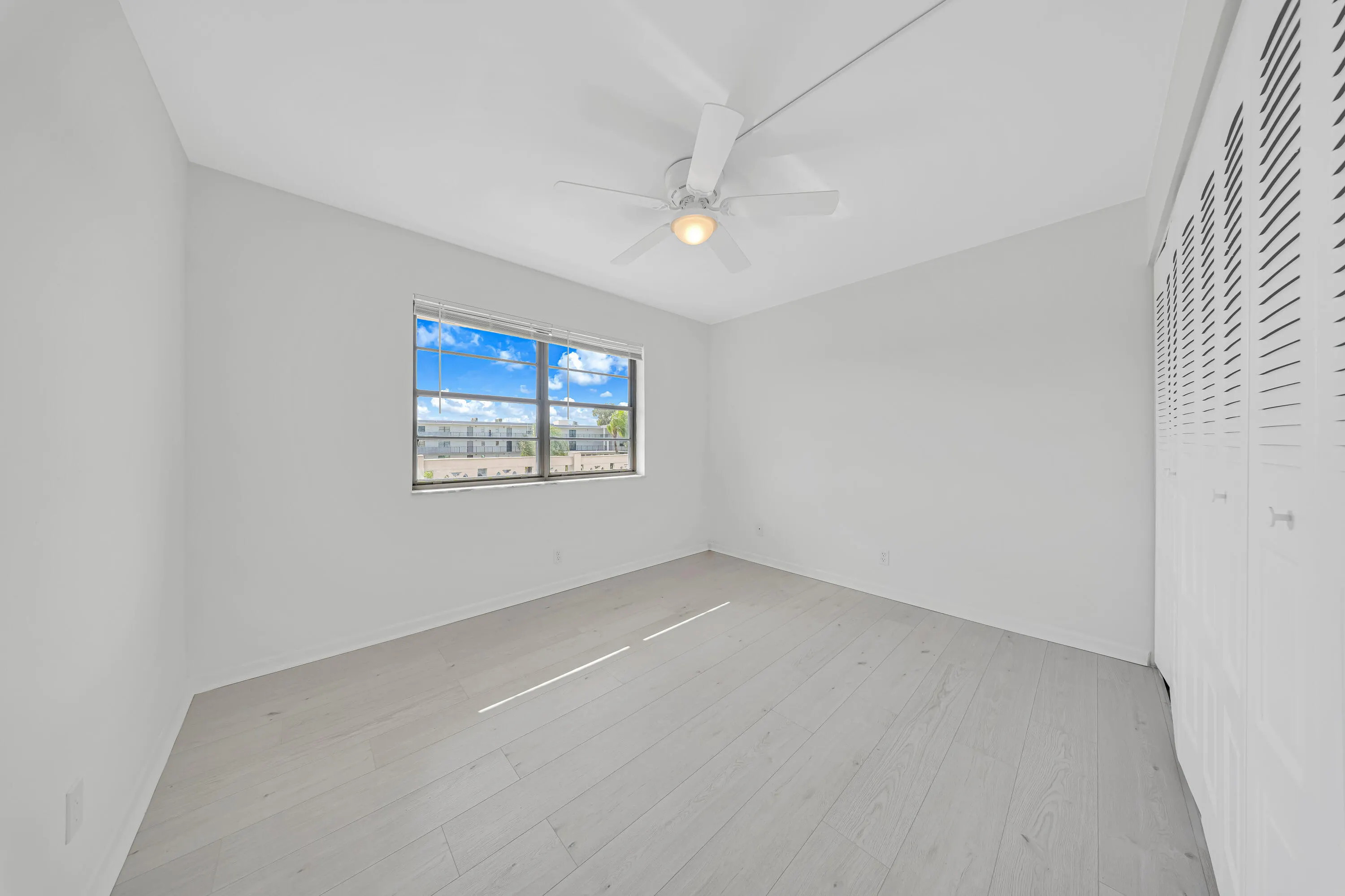 9233 SW 8TH Street #305