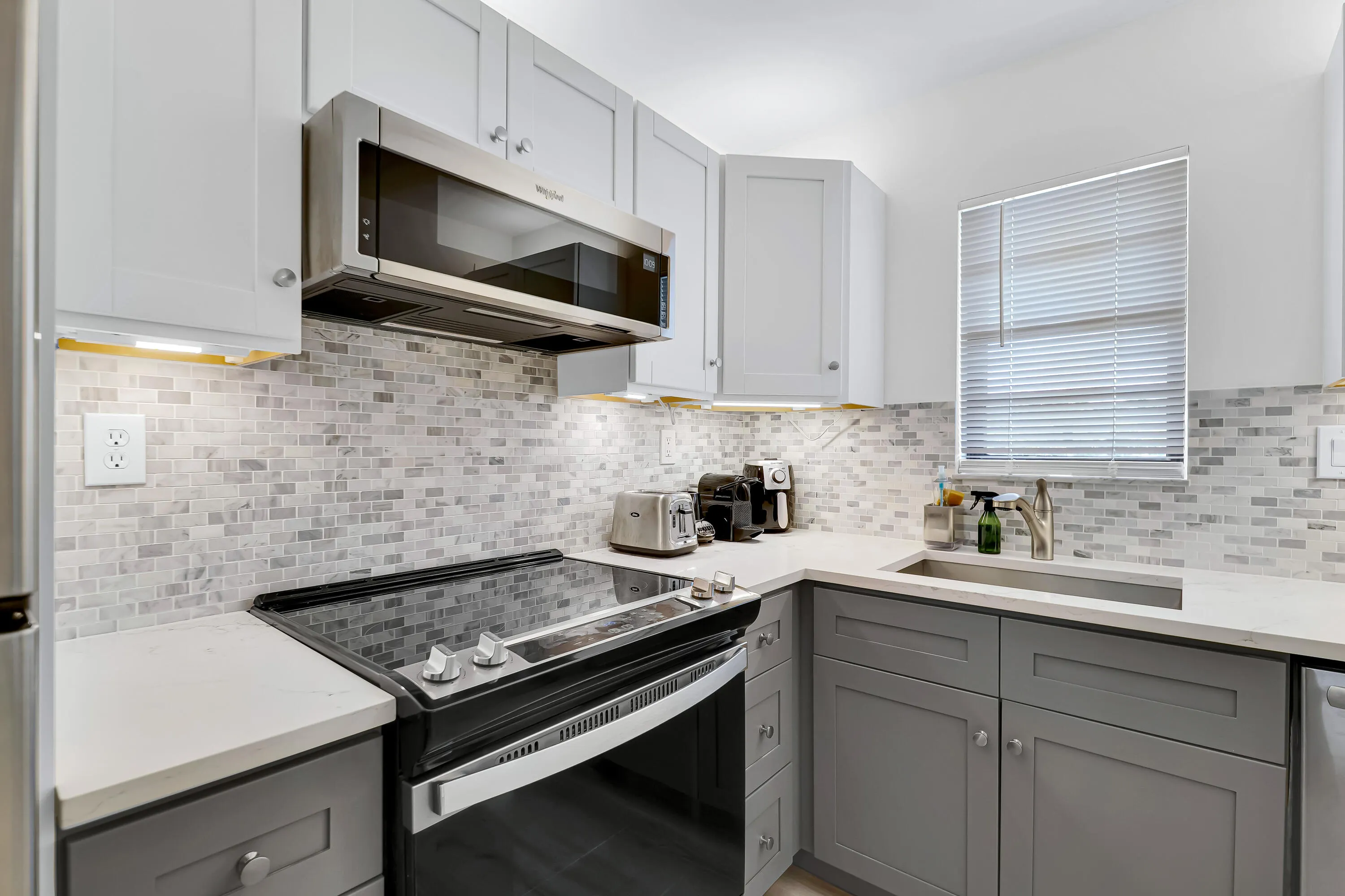 9233 SW 8TH Street #305
