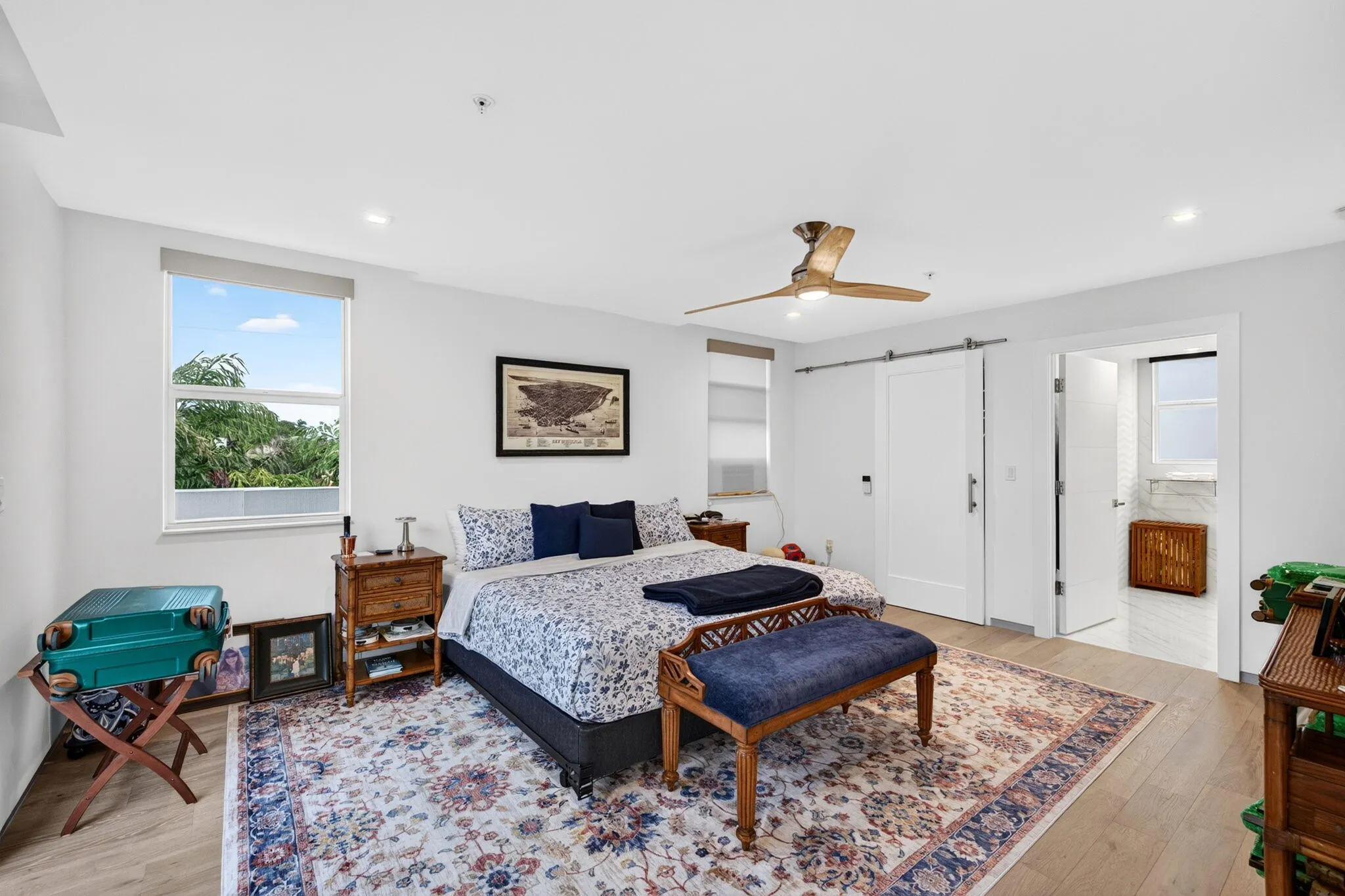 714 NE 14TH Avenue #103