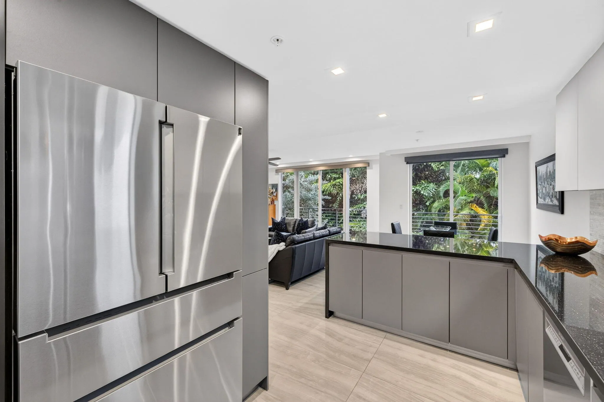 714 NE 14TH Avenue #103