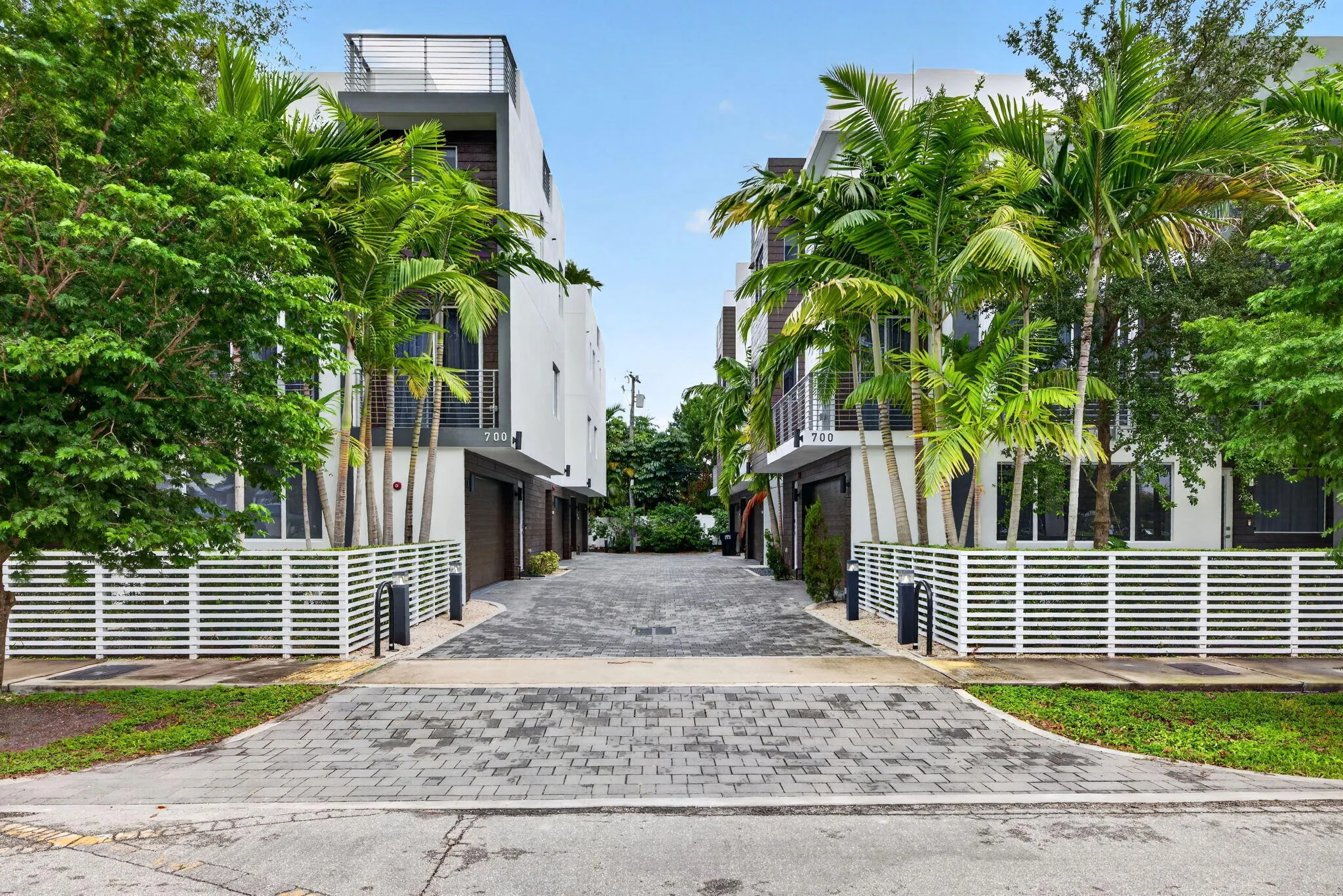 714 NE 14TH Avenue #103