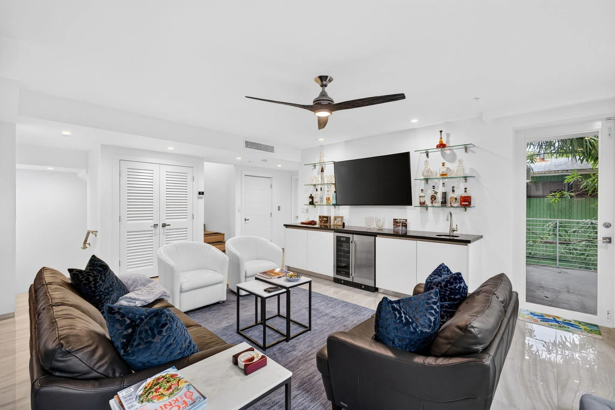 714 NE 14TH Avenue #103
