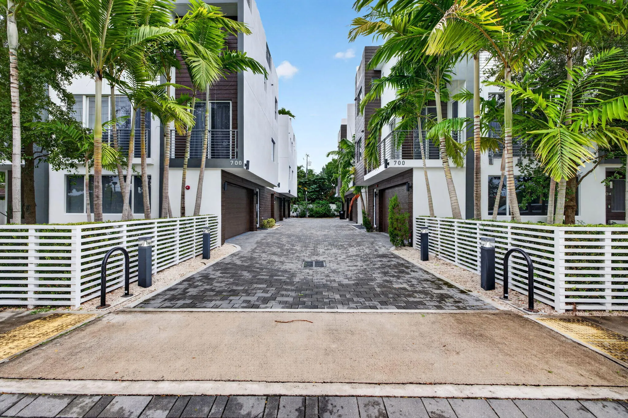 714 NE 14TH Avenue #103