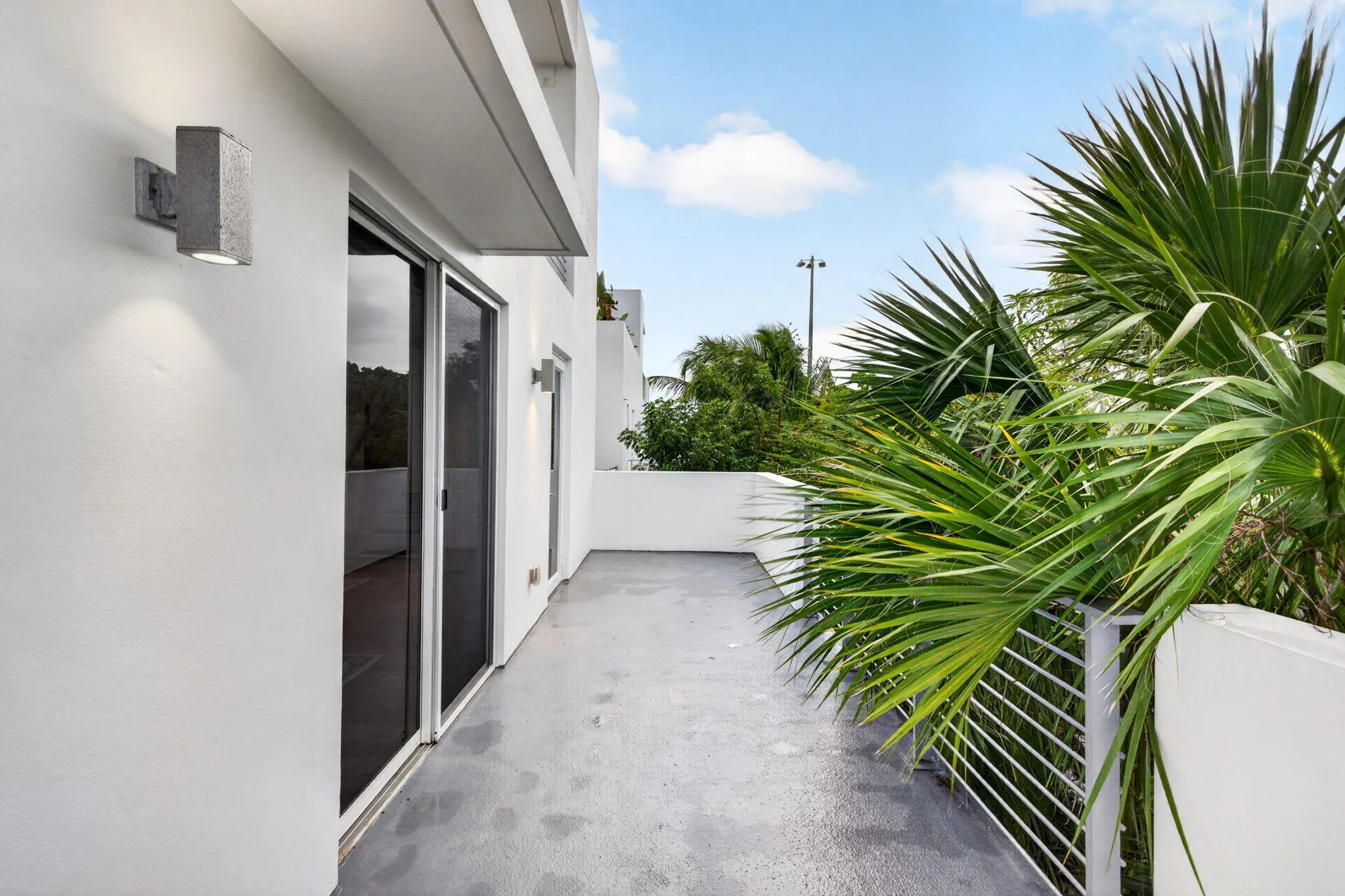 714 NE 14TH Avenue #103