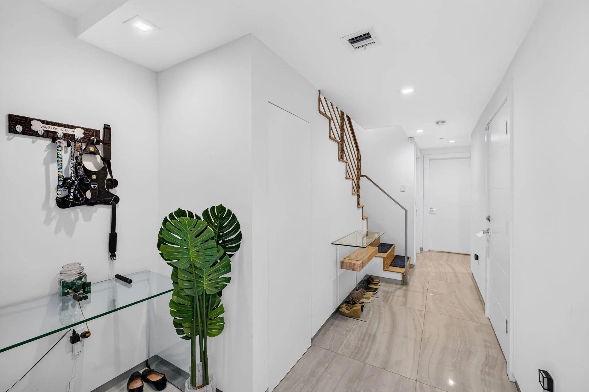 714 NE 14TH Avenue #103