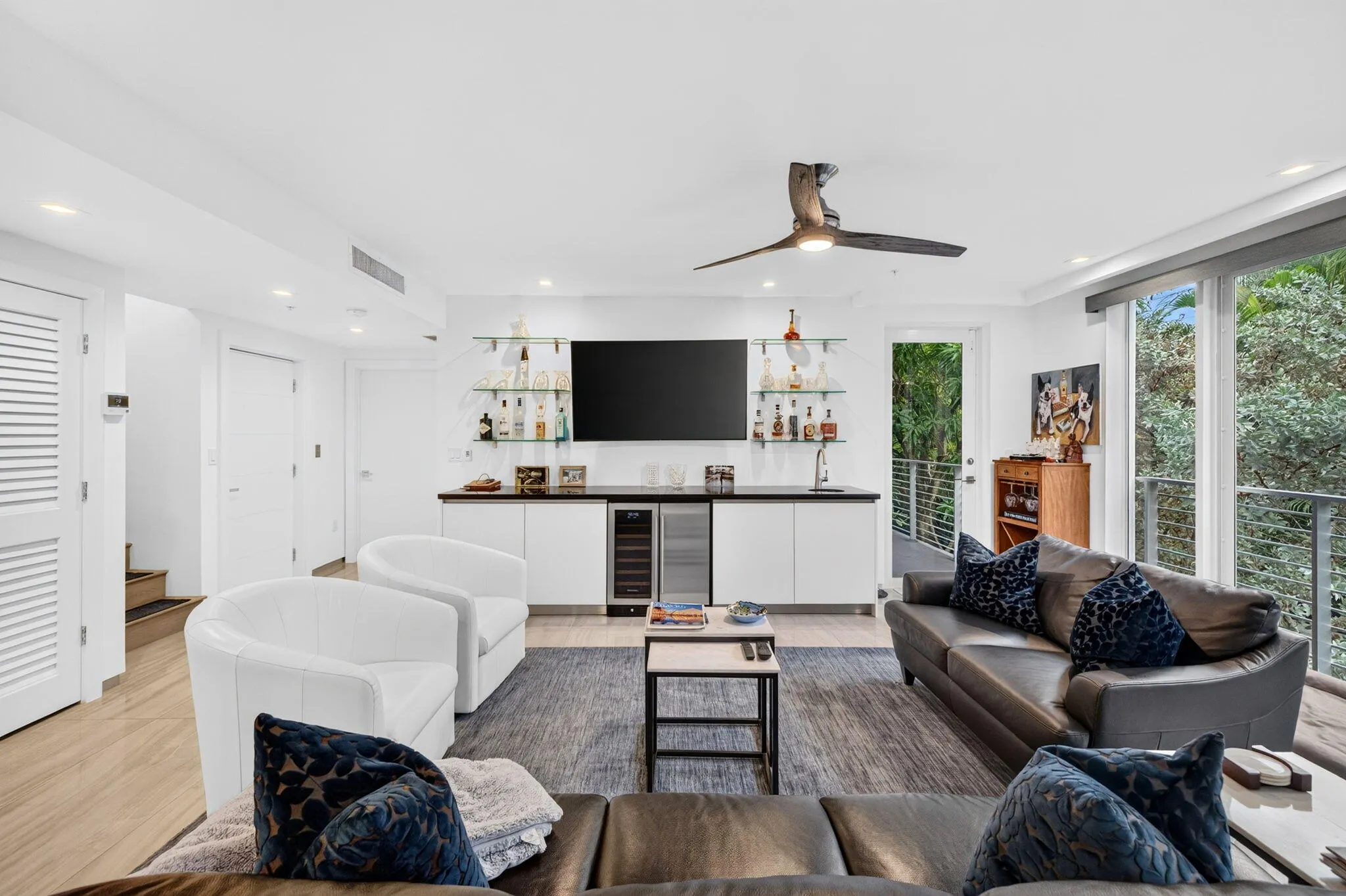 714 NE 14TH Avenue #103