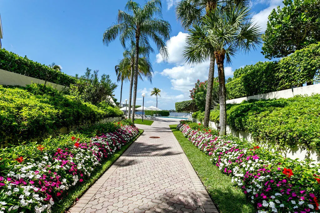 2778 S OCEAN Boulevard #305S