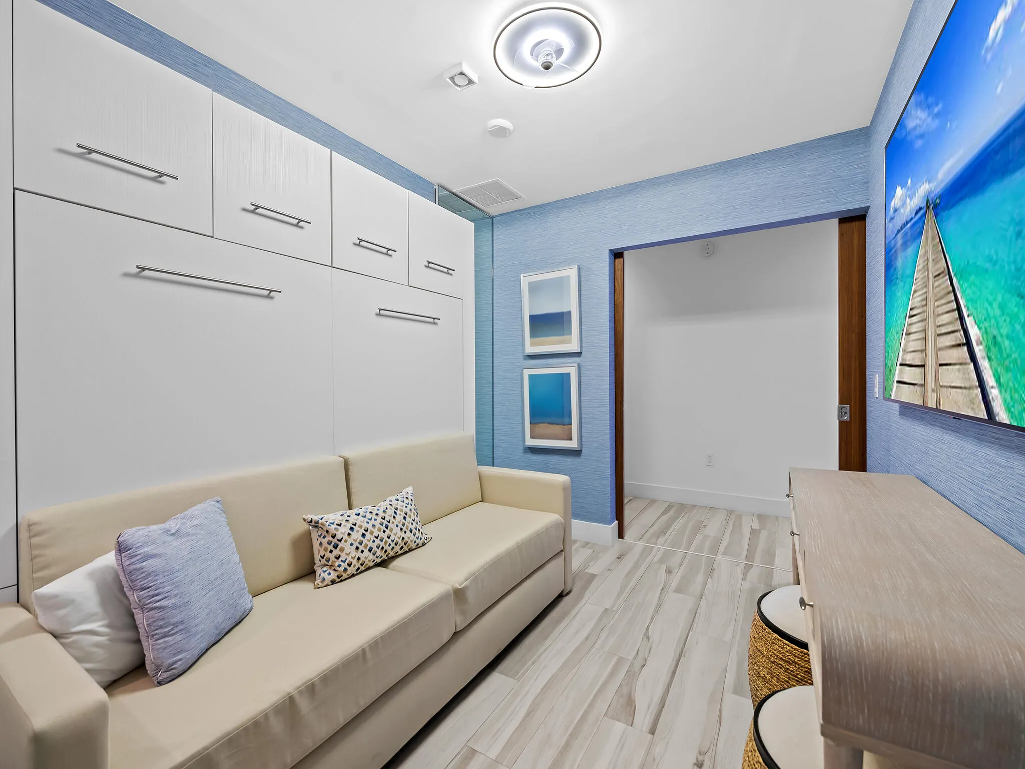 701 N FORT LAUDERDALE BEACH Boulevard #402