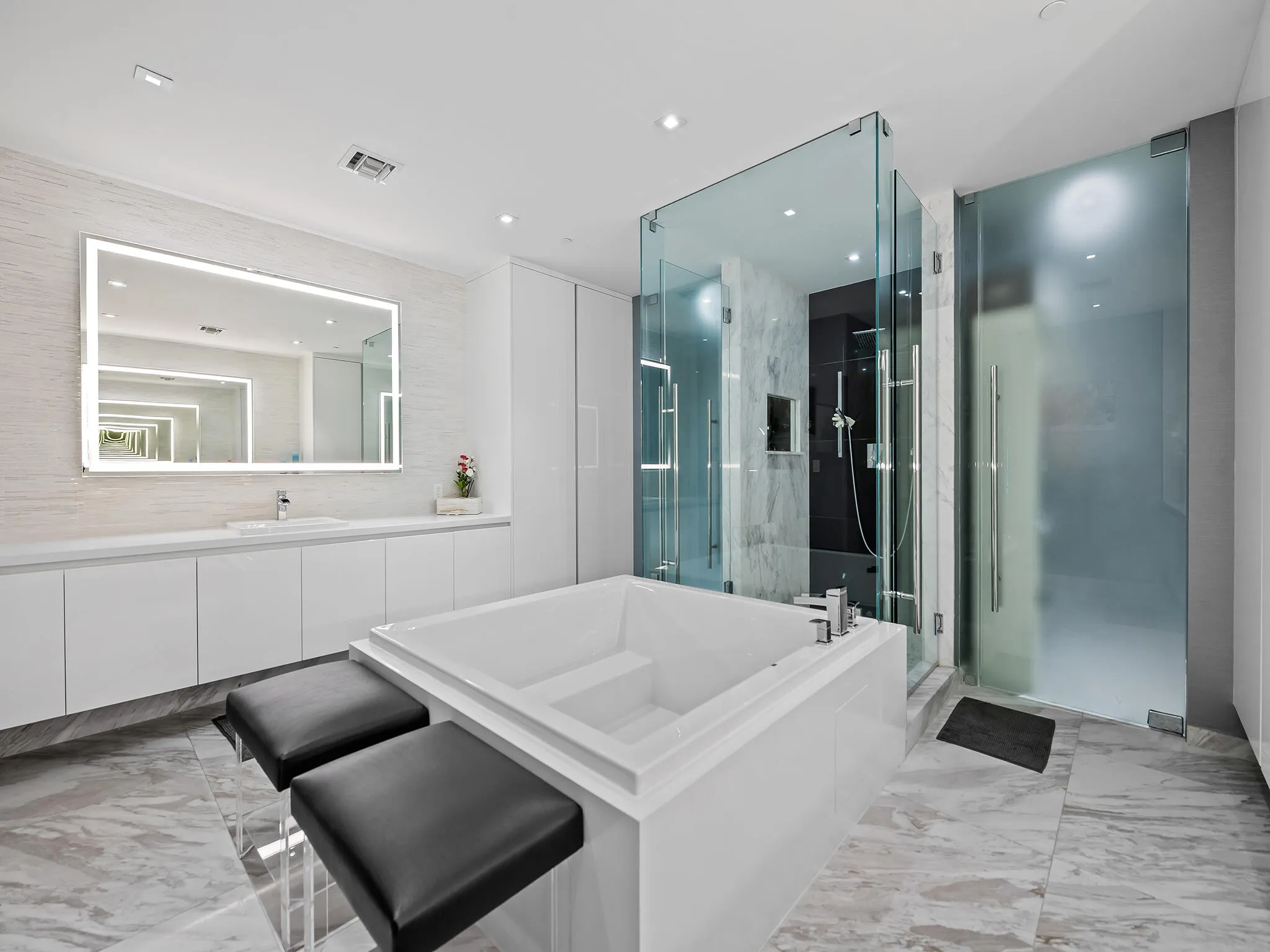 701 N FORT LAUDERDALE BEACH Boulevard #402