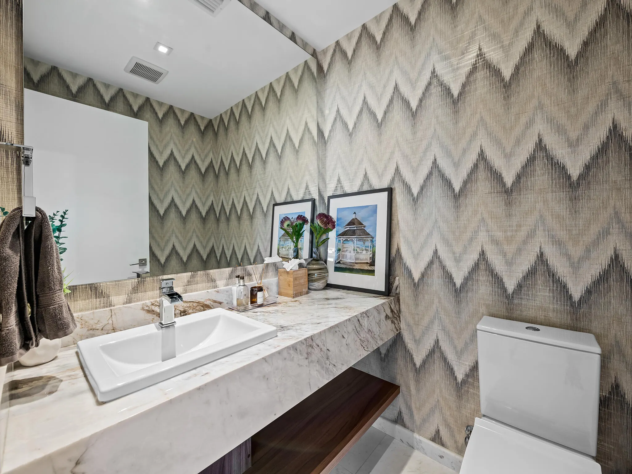 701 N FORT LAUDERDALE BEACH Boulevard #402