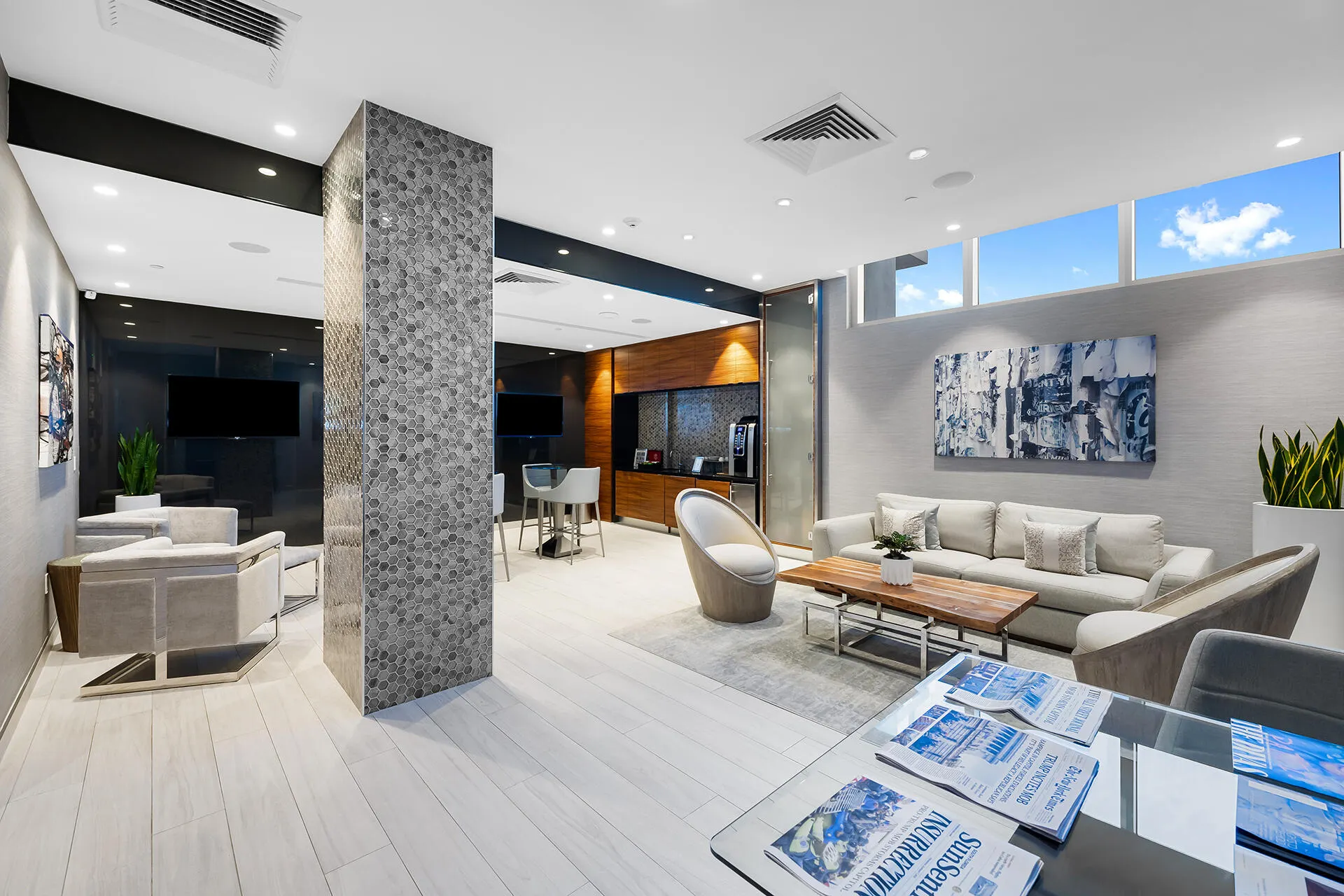 701 N FORT LAUDERDALE BEACH Boulevard #402