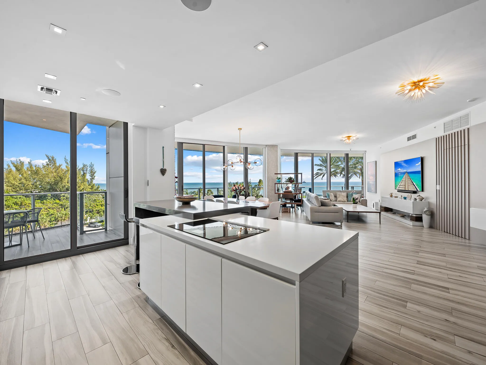 701 N FORT LAUDERDALE BEACH Boulevard #402