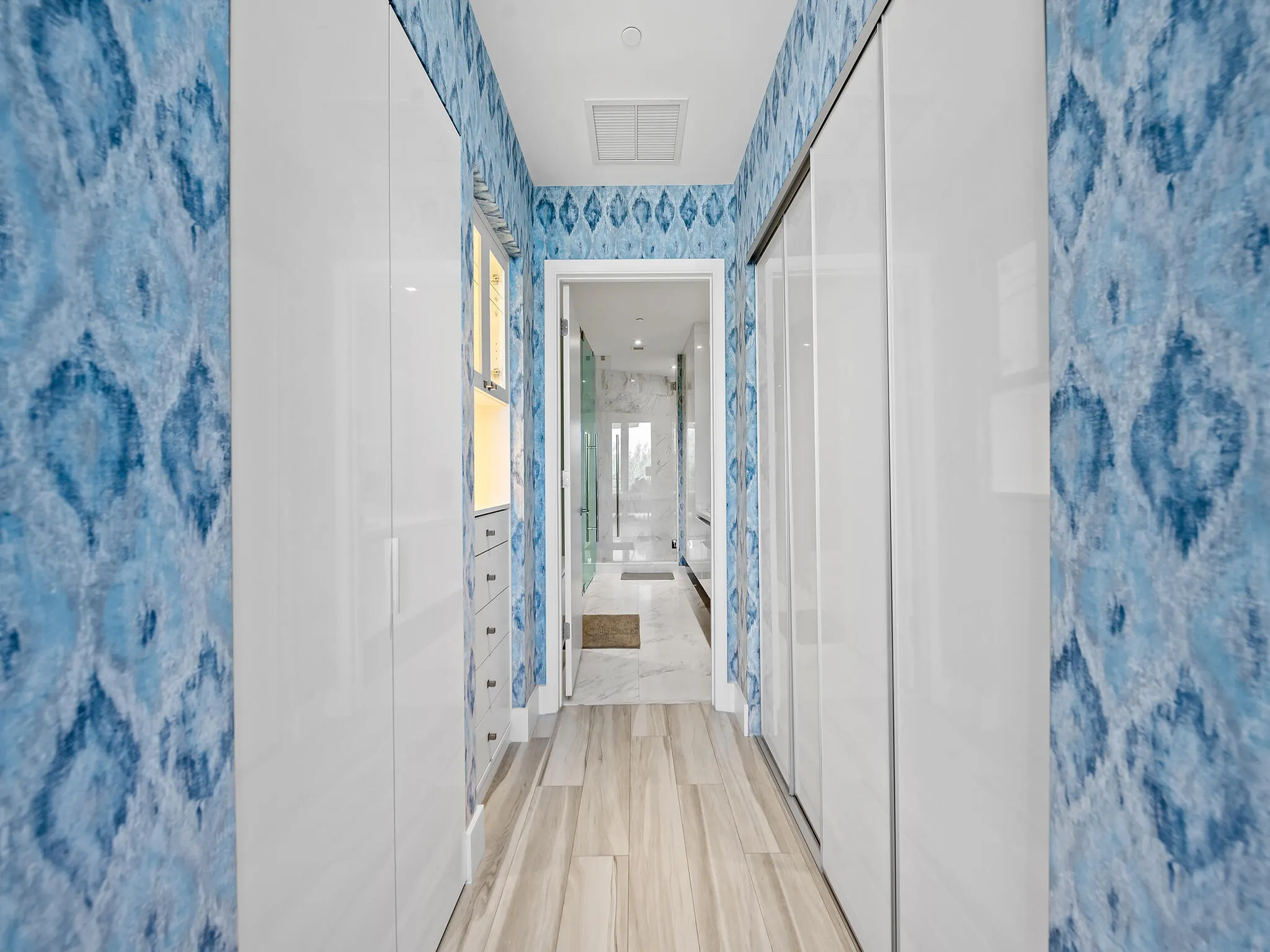 701 N FORT LAUDERDALE BEACH Boulevard #402