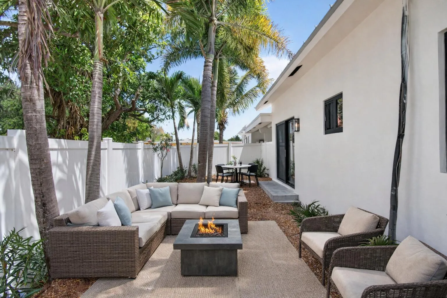 517 NW 1st Street