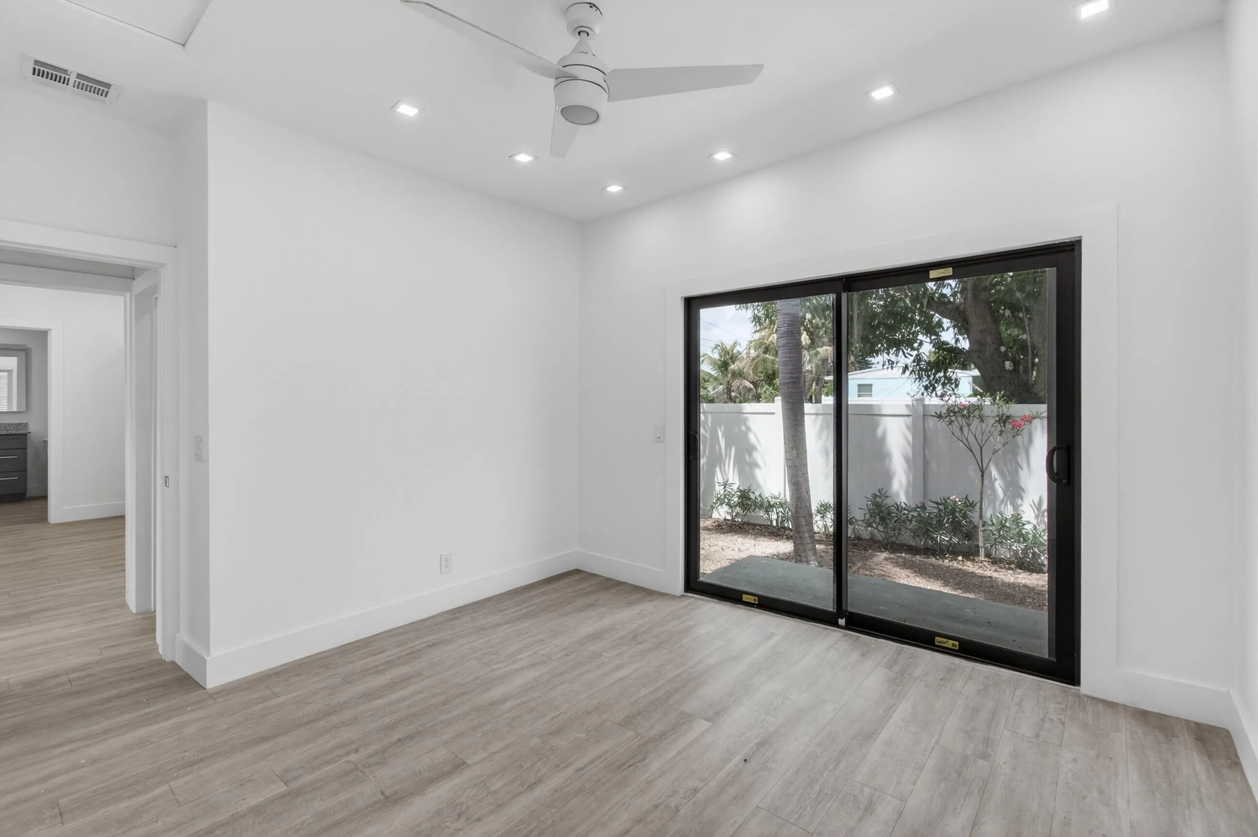 517 NW 1st Street