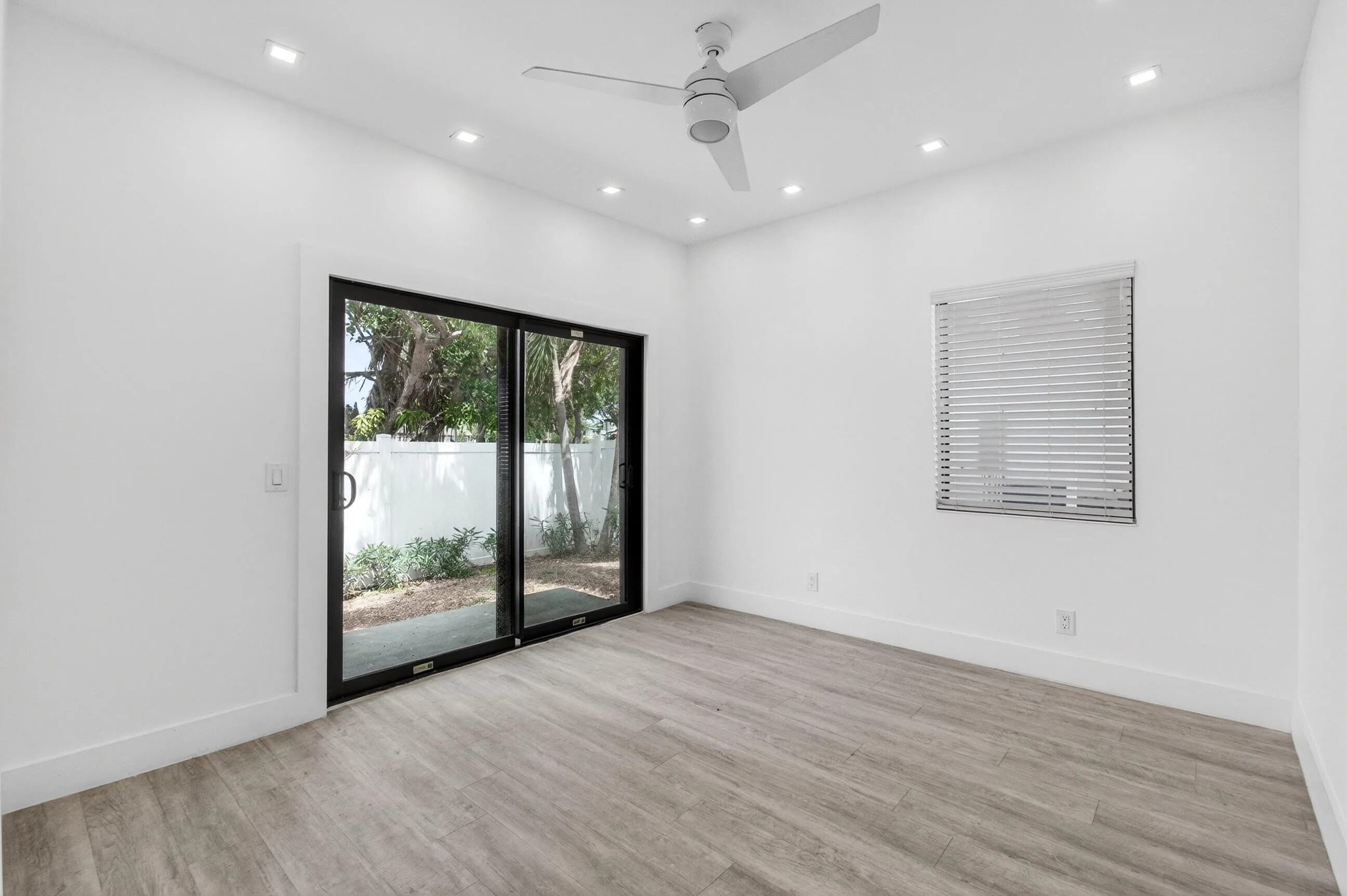517 NW 1st Street