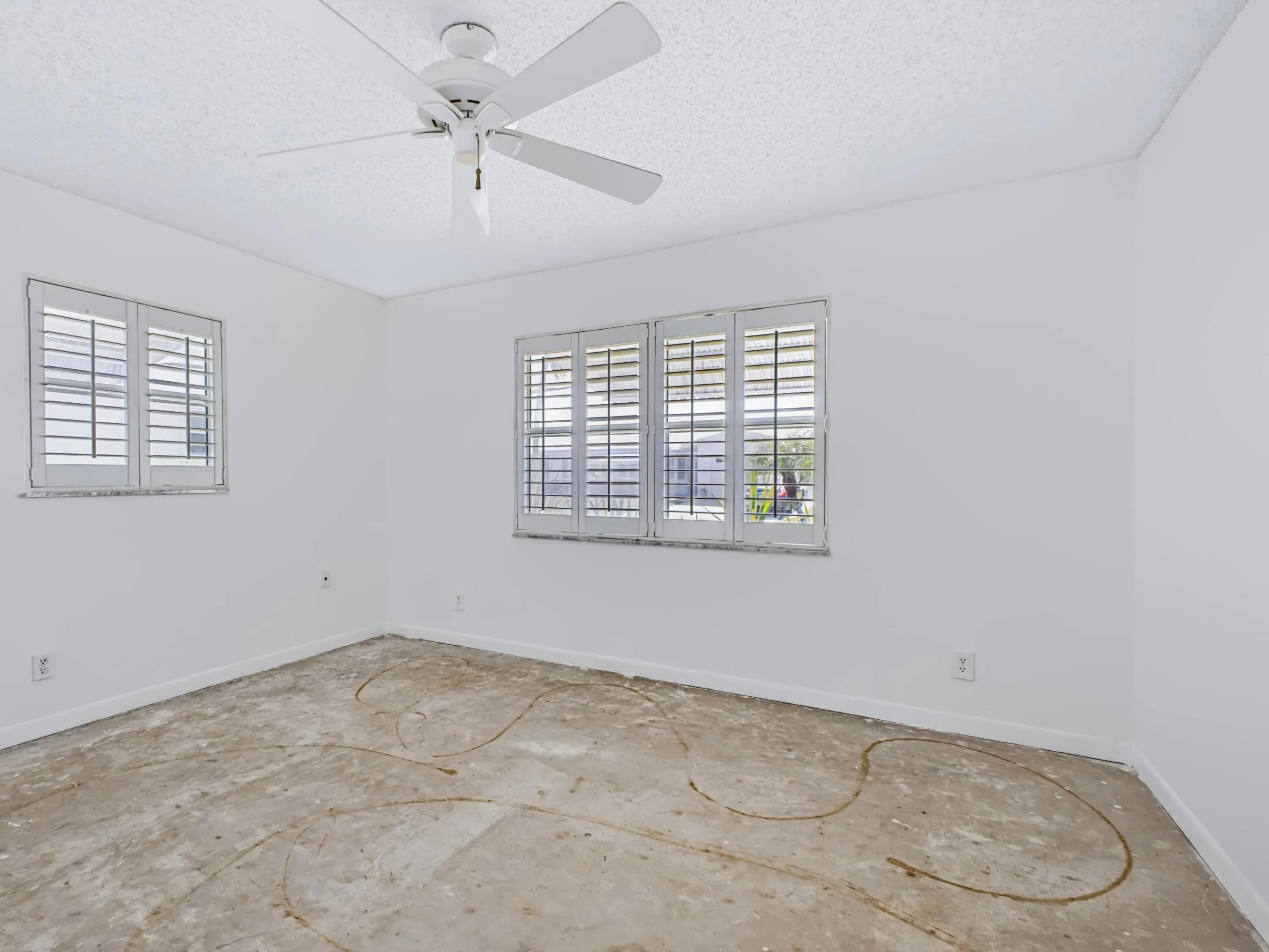 2003 SW ROMA Way
