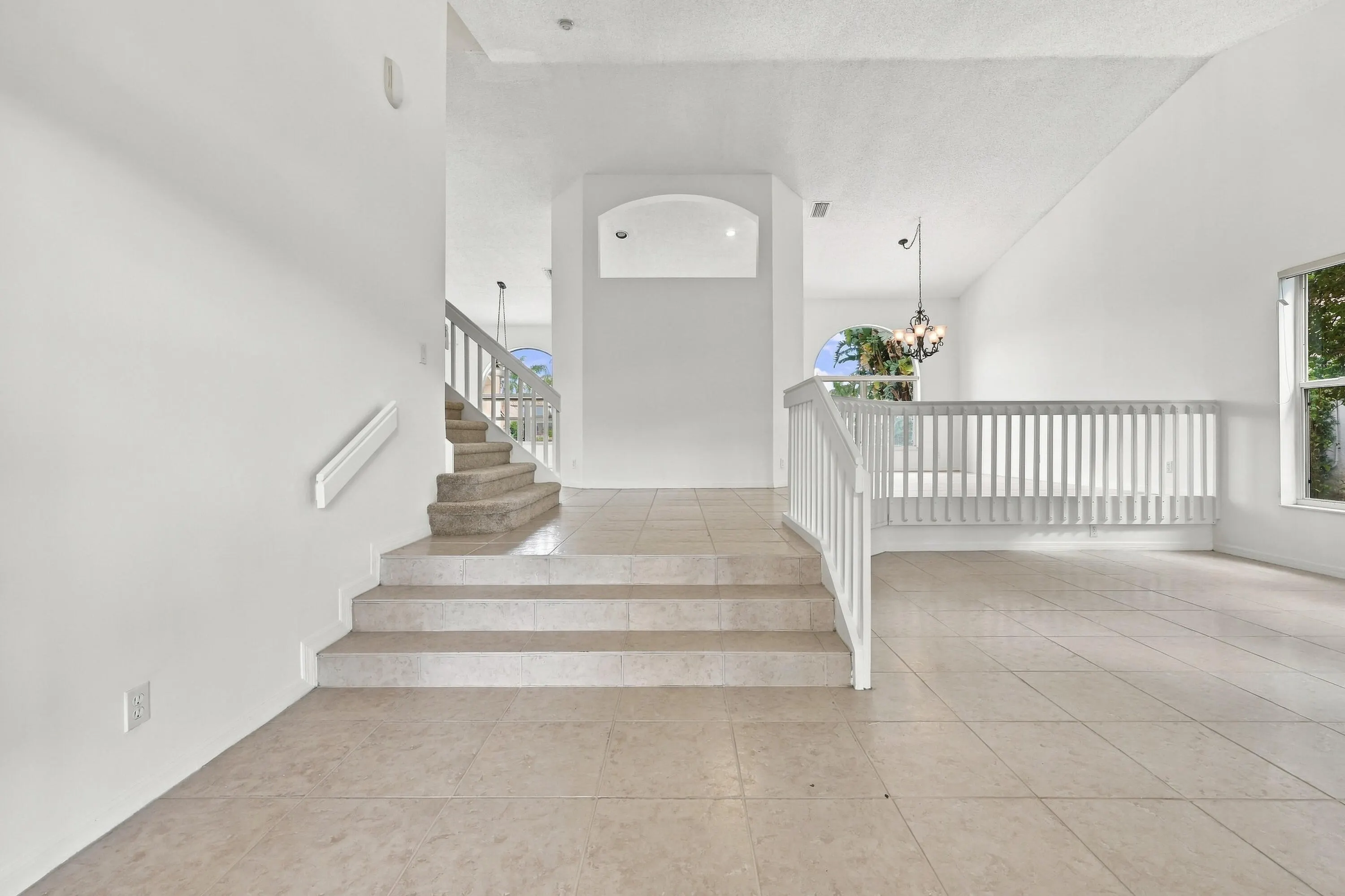 10671 St Thomas Drive