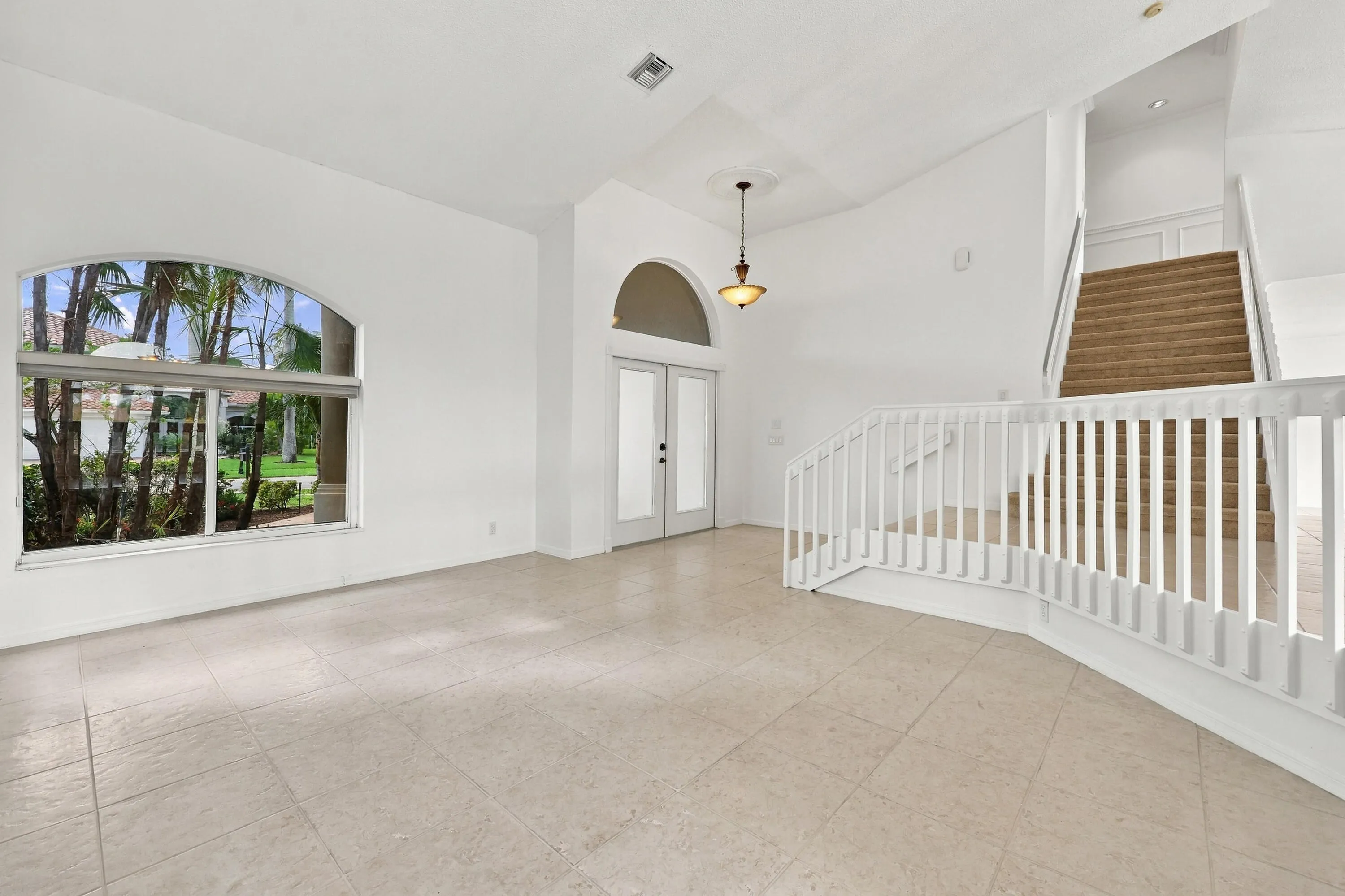 10671 St Thomas Drive