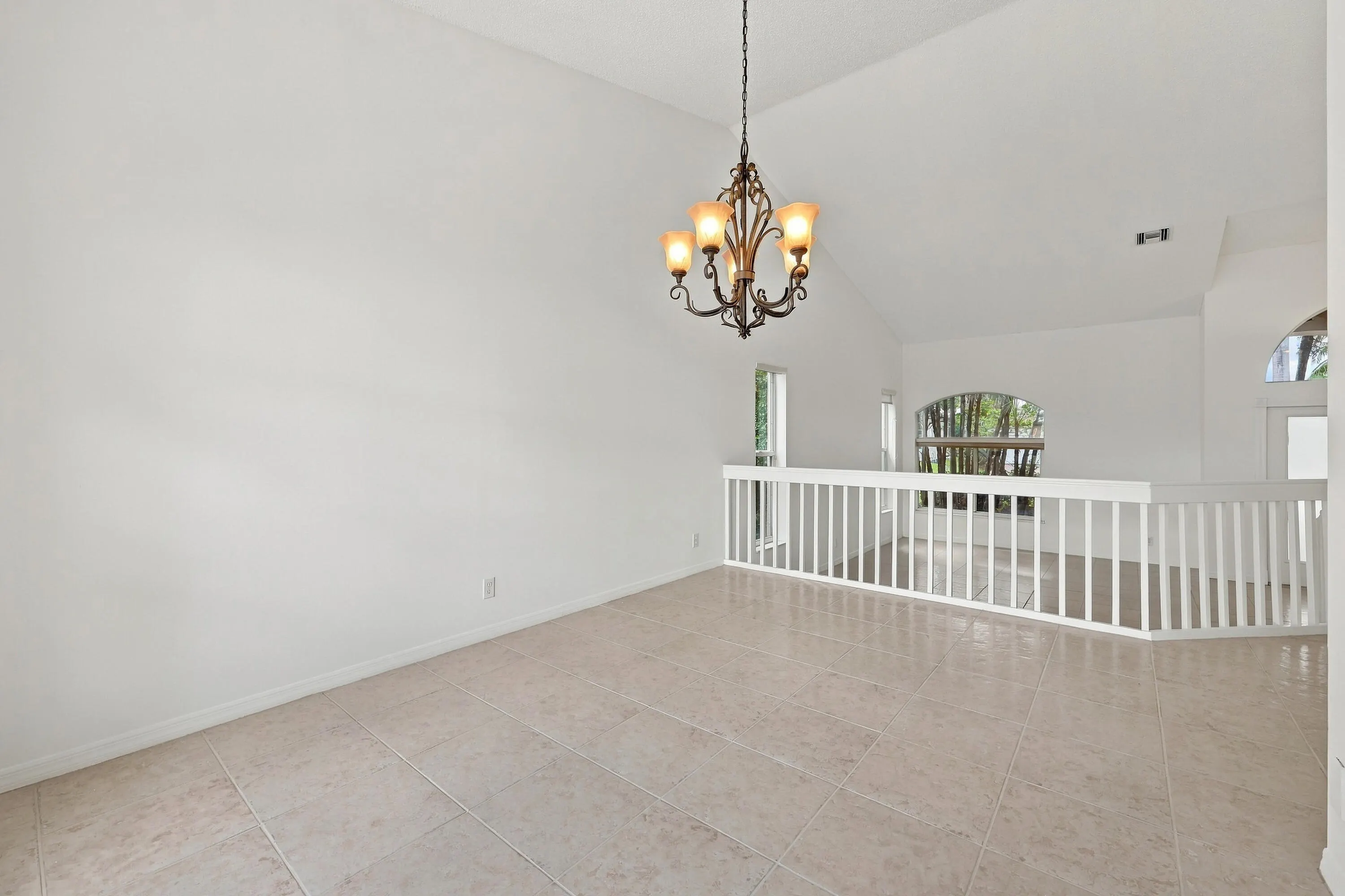 10671 St Thomas Drive