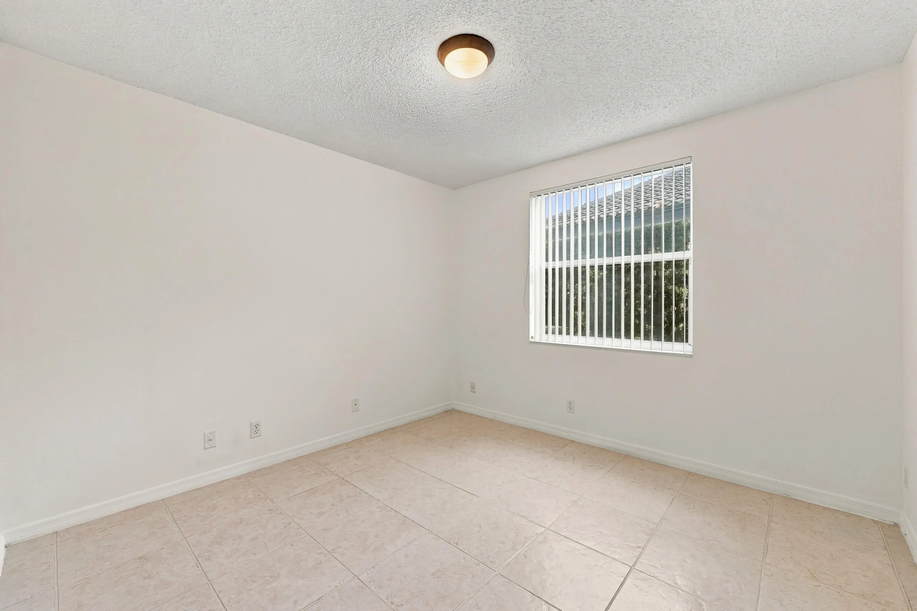 10671 St Thomas Drive
