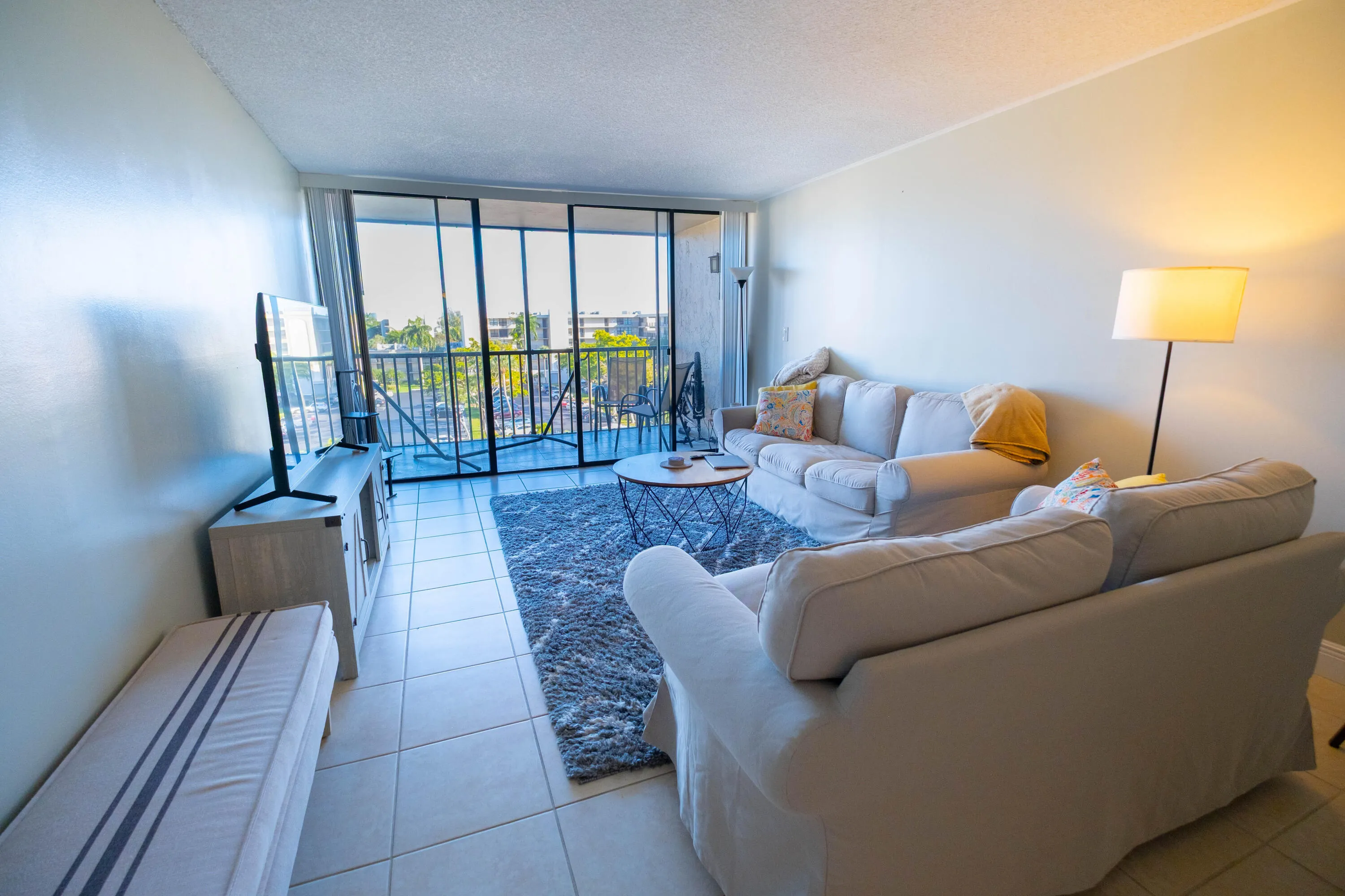 4 ROYAL PALM Way #6050