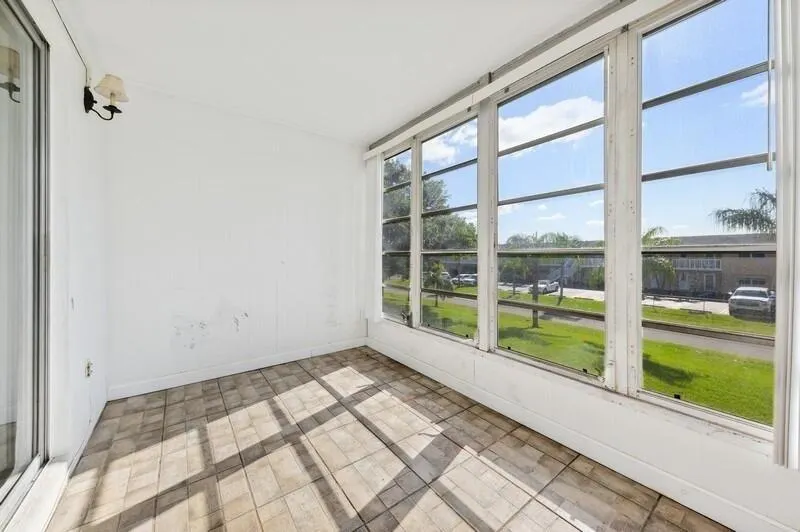 2101 NE 1ST Court #206