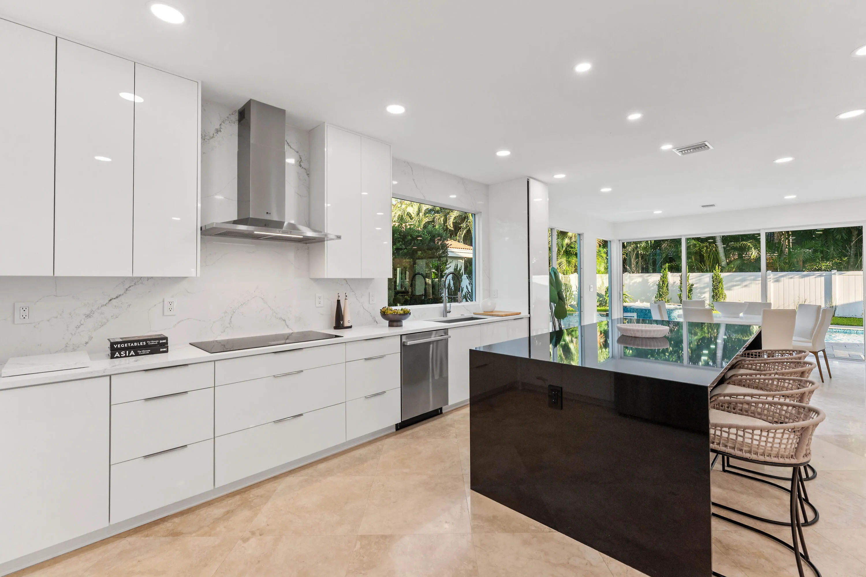 2646 NW 49TH Street
