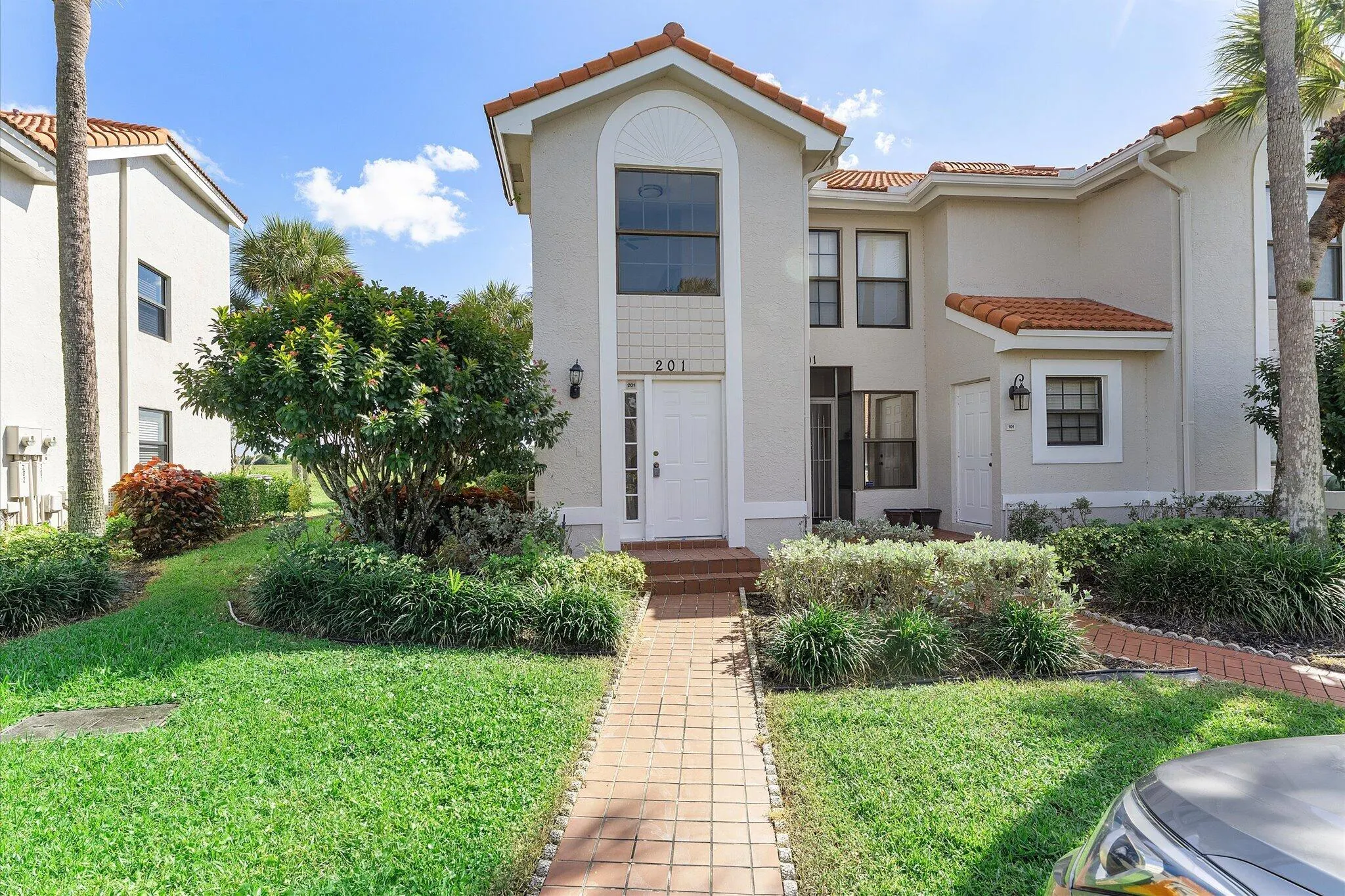 10890 Lakemore Lane #Unit 201