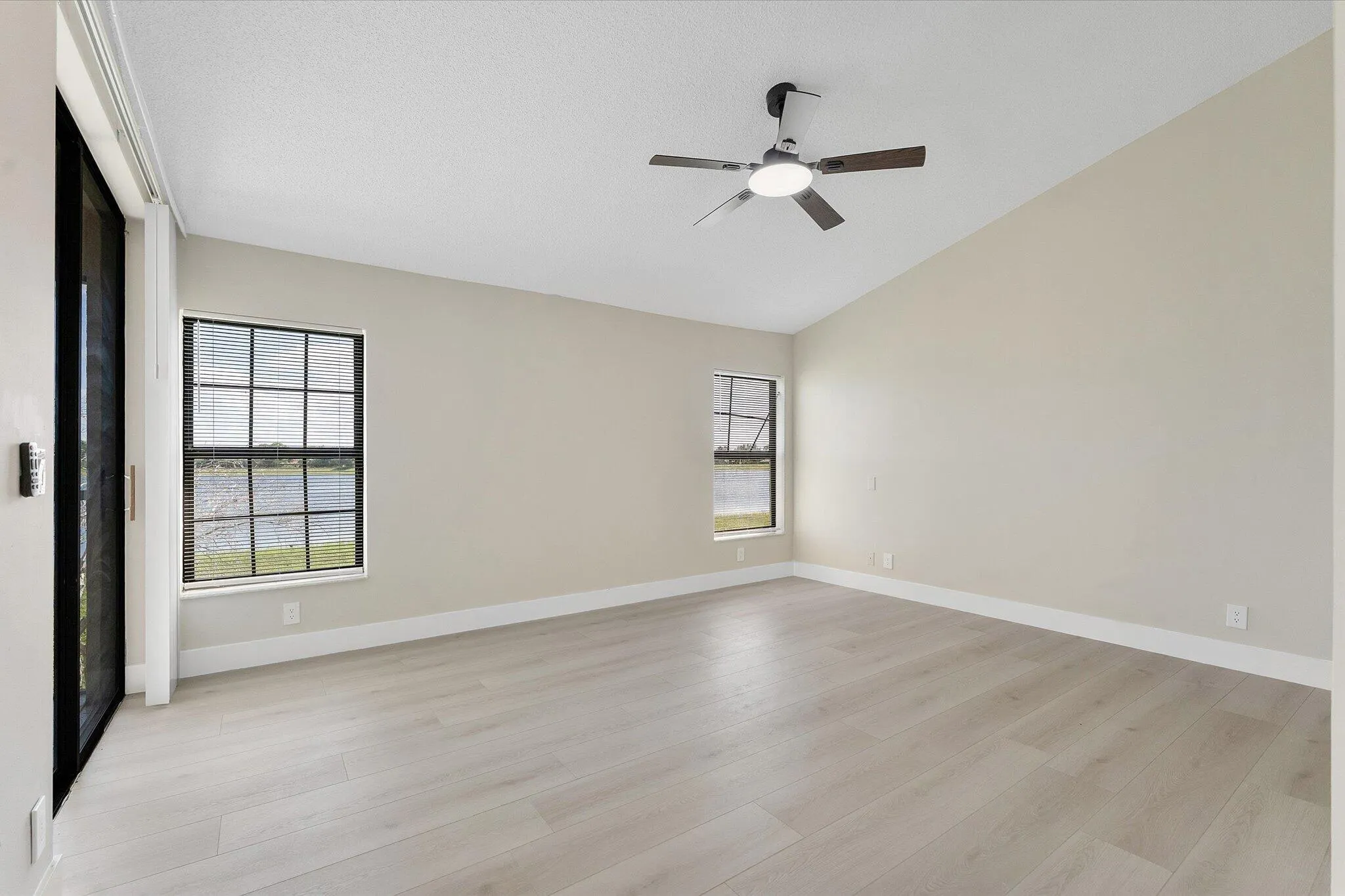 10890 Lakemore Lane #Unit 201