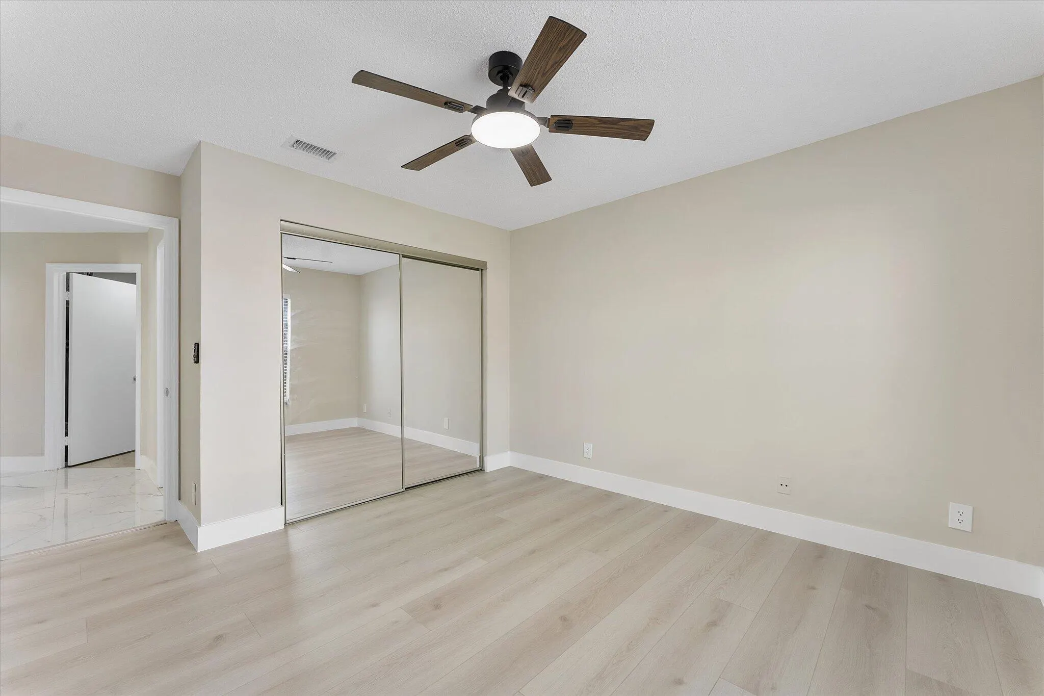 10890 Lakemore Lane #Unit 201