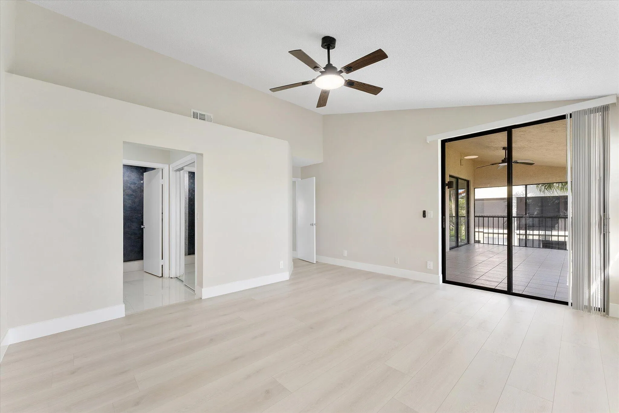 10890 Lakemore Lane #Unit 201