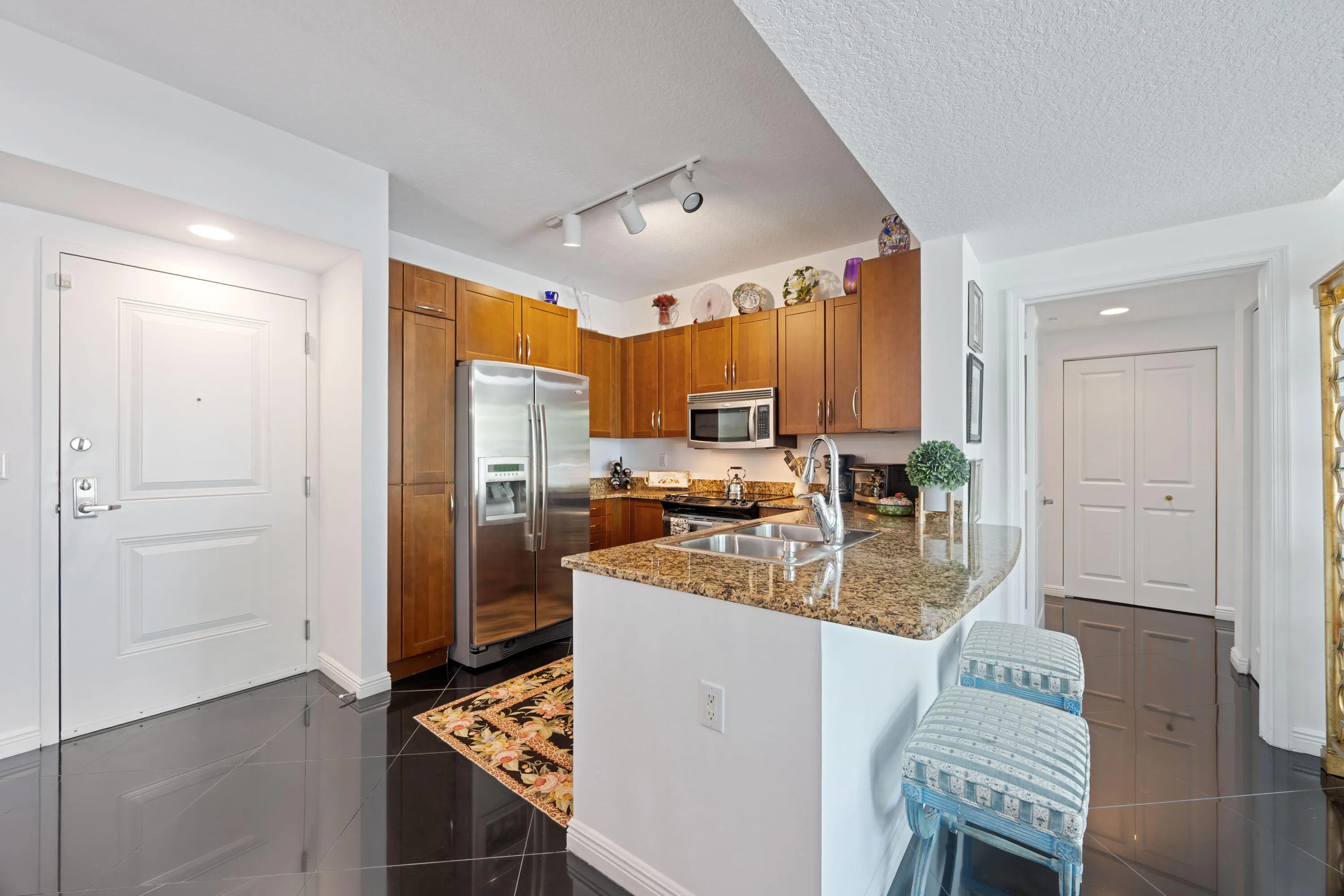 450 N FEDERAL Highway #610