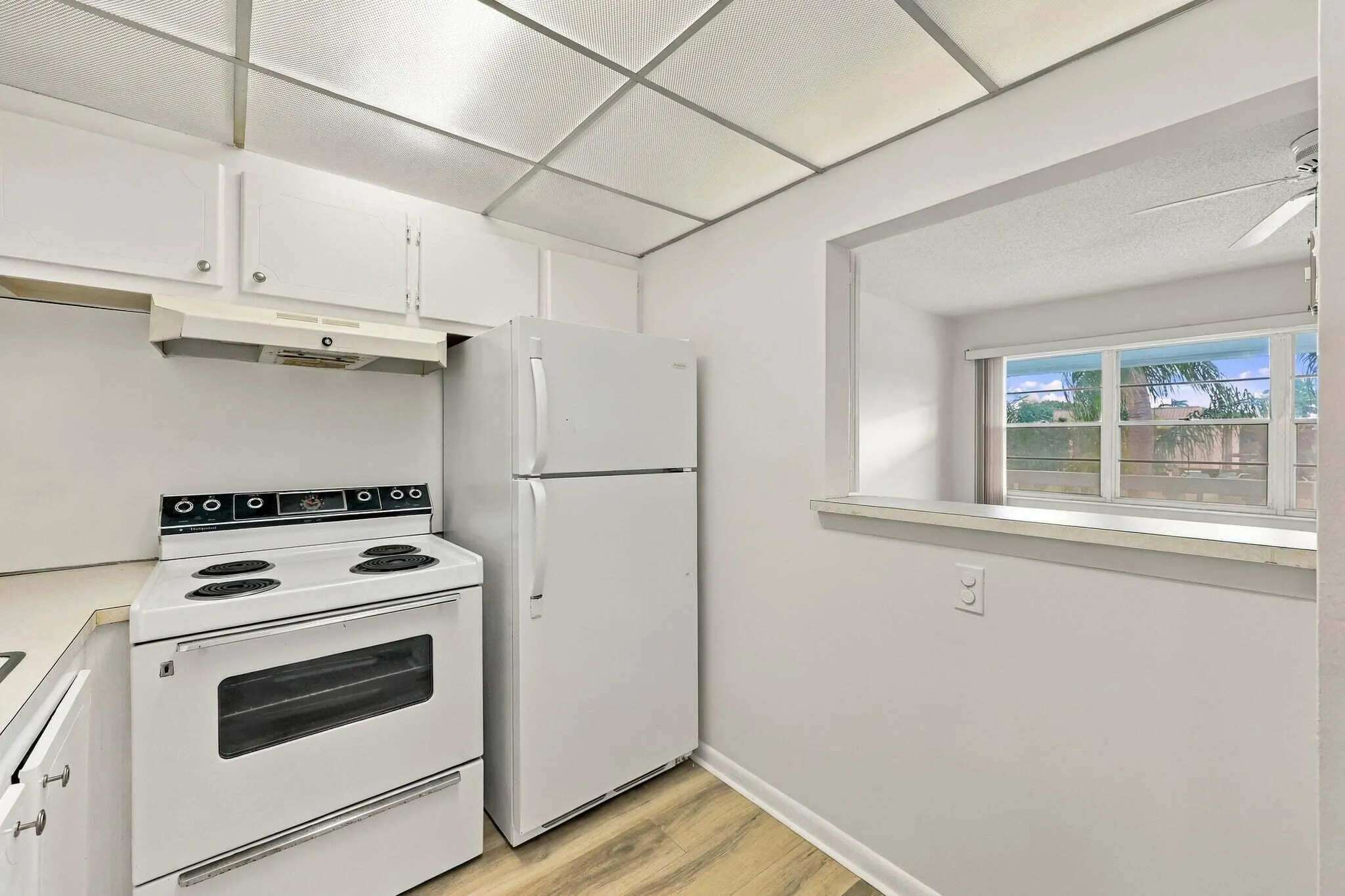 16 WESTBURY A Circle #16