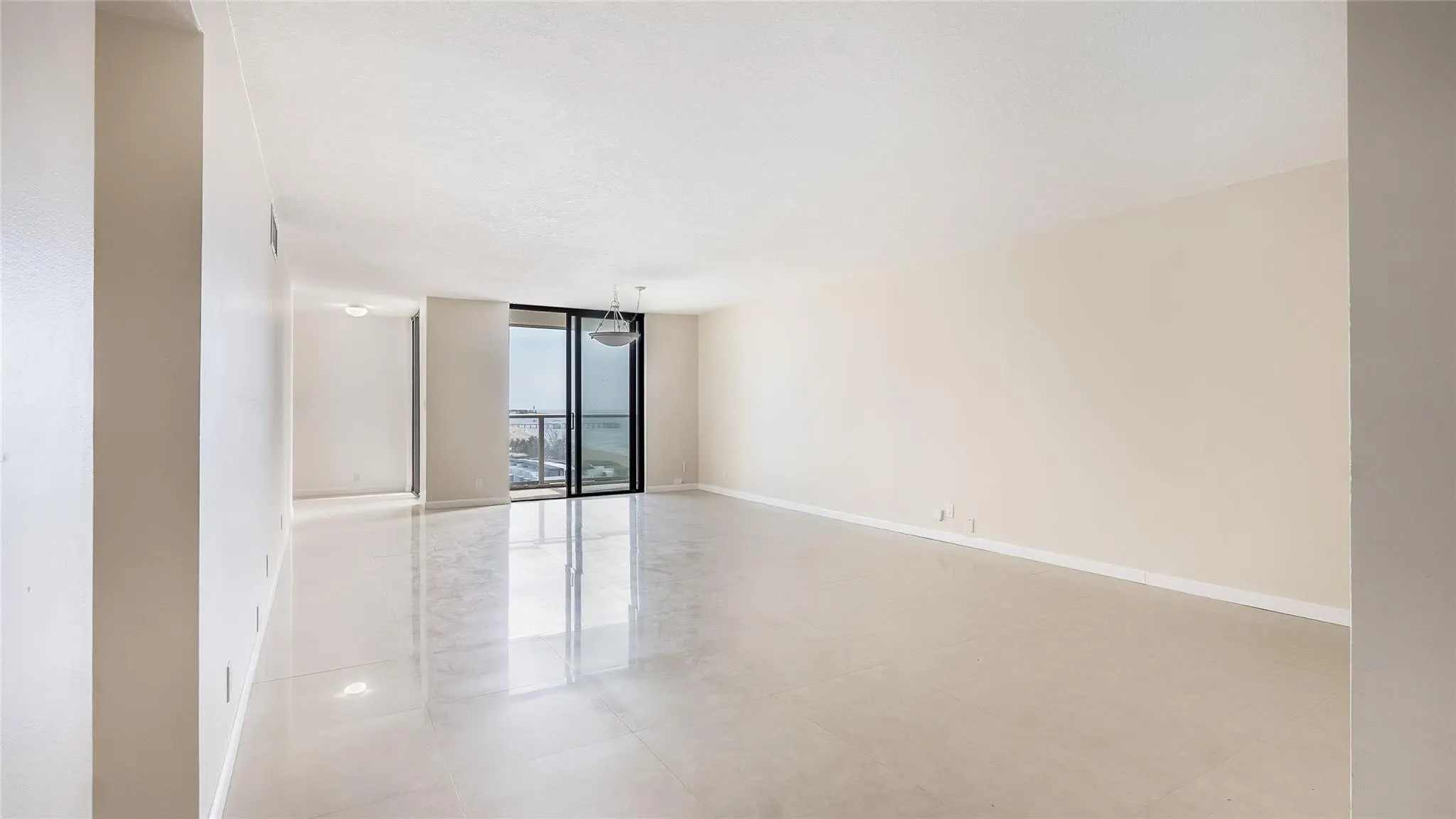 1000 S OCEAN Boulevard S #12L