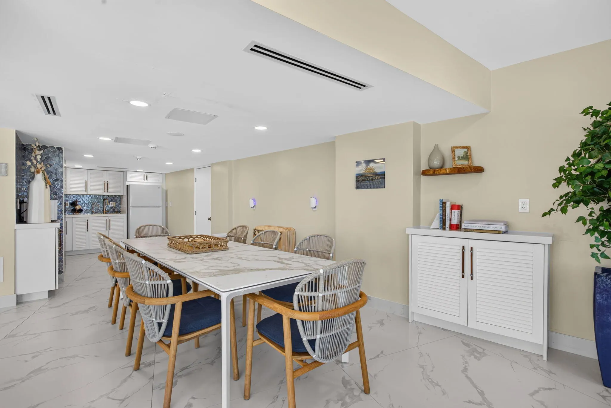 710 N OCEAN Boulevard #506
