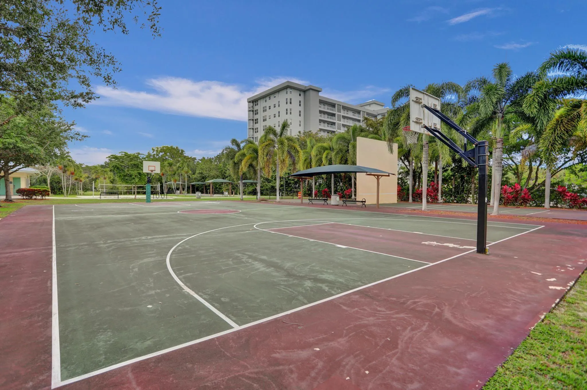 823 CYPRESS Boulevard #201