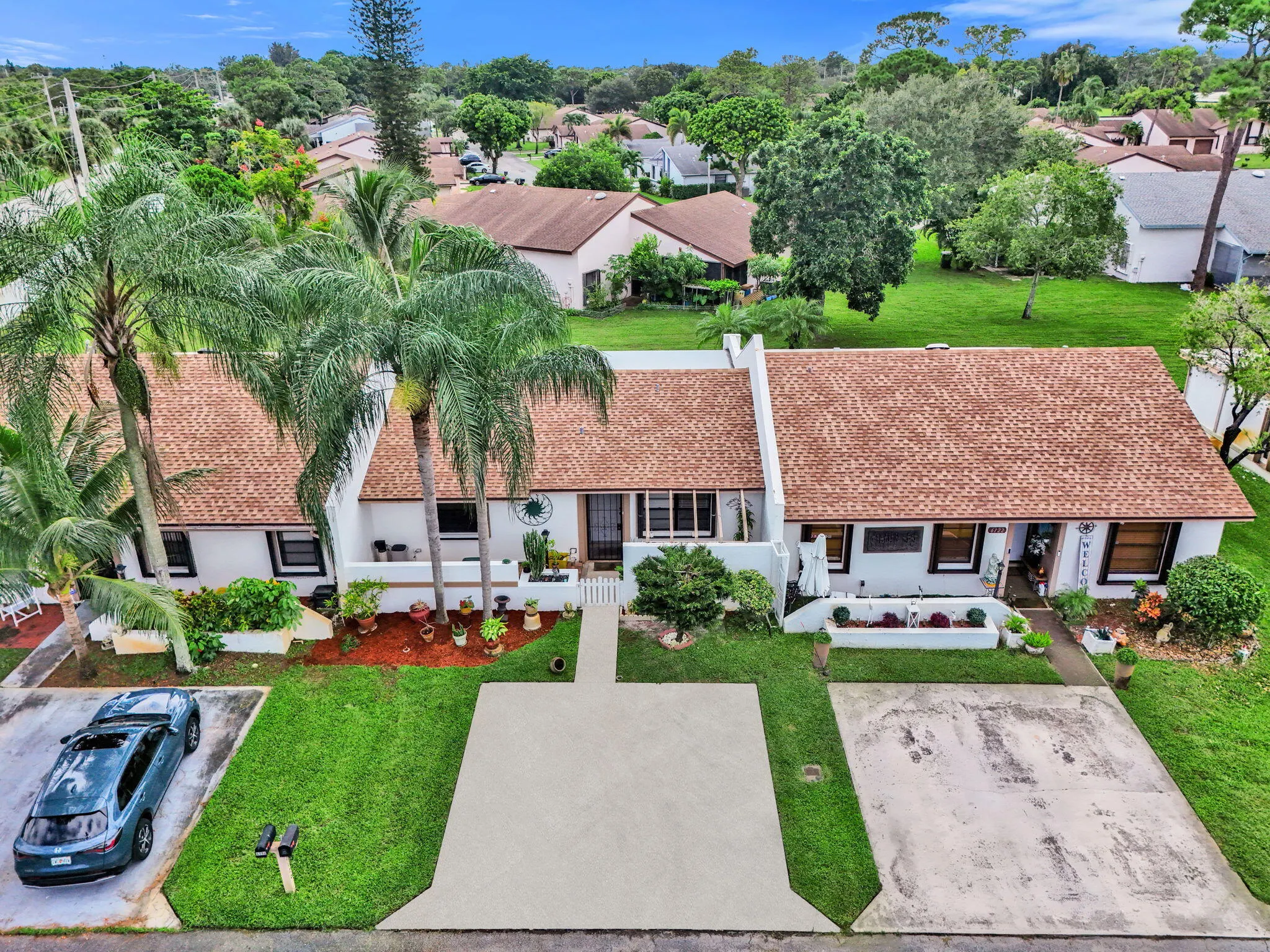 6120 FAIRFIELD Circle