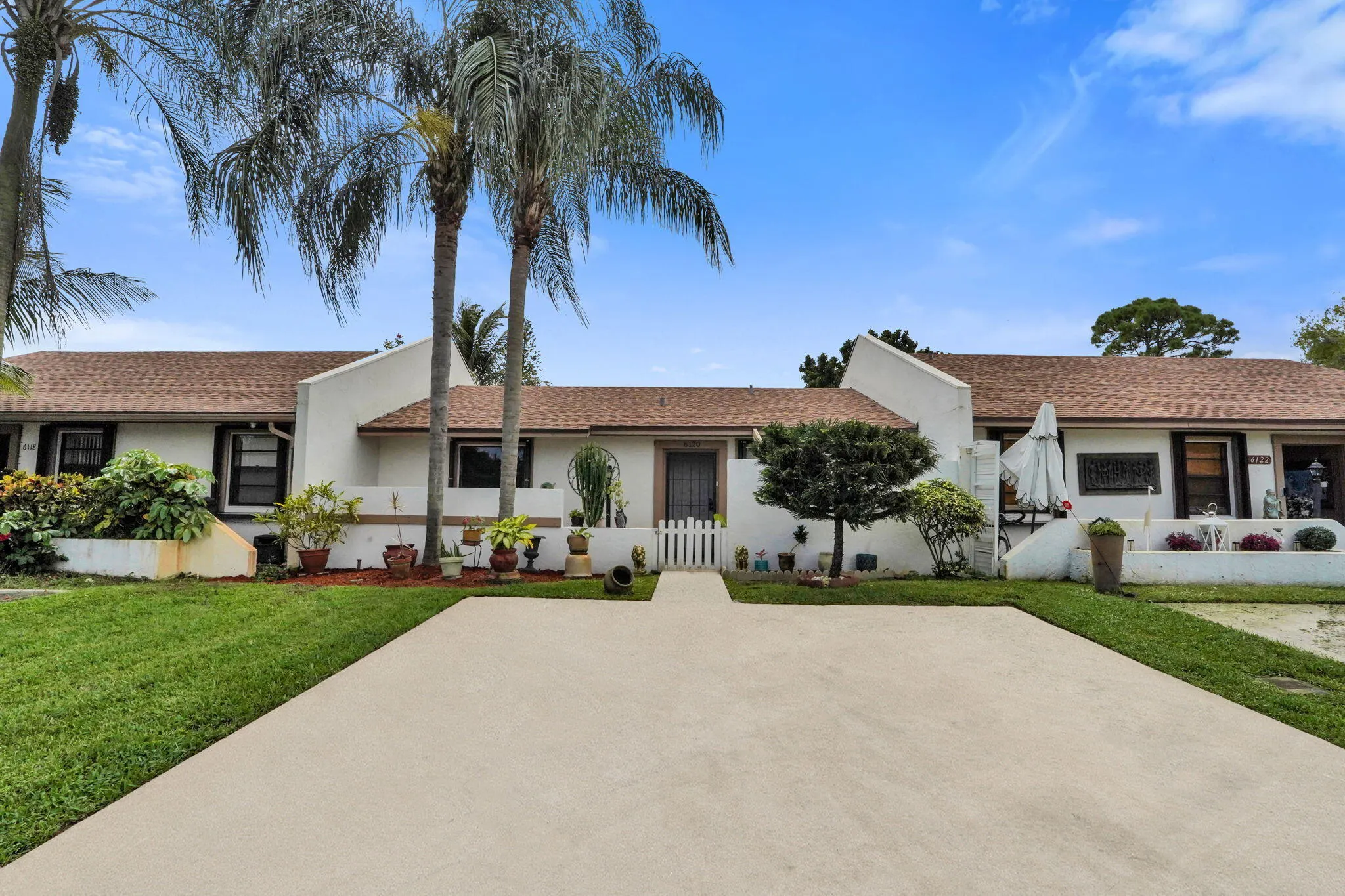 6120 FAIRFIELD Circle