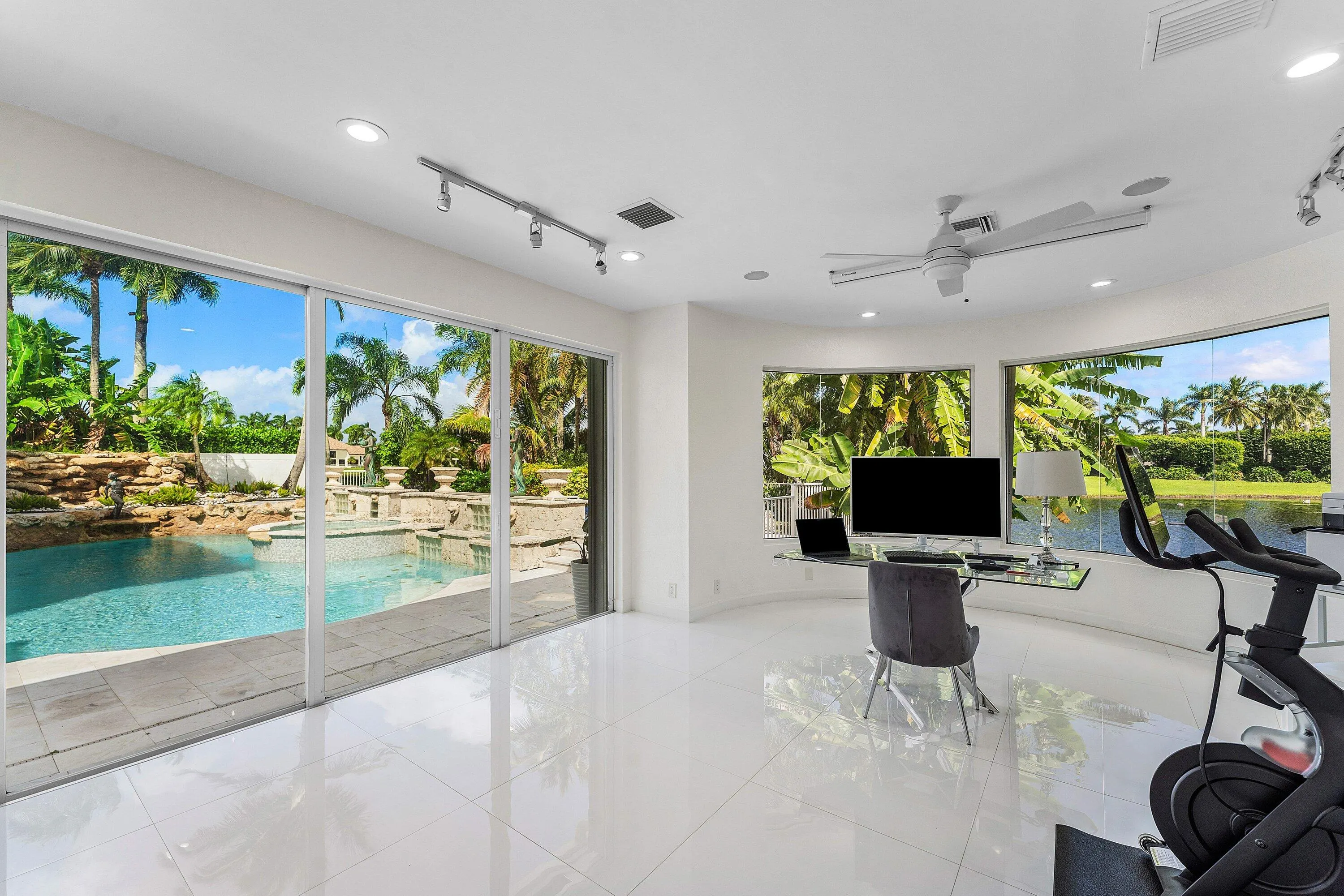 16740 Echo Hollow Circle