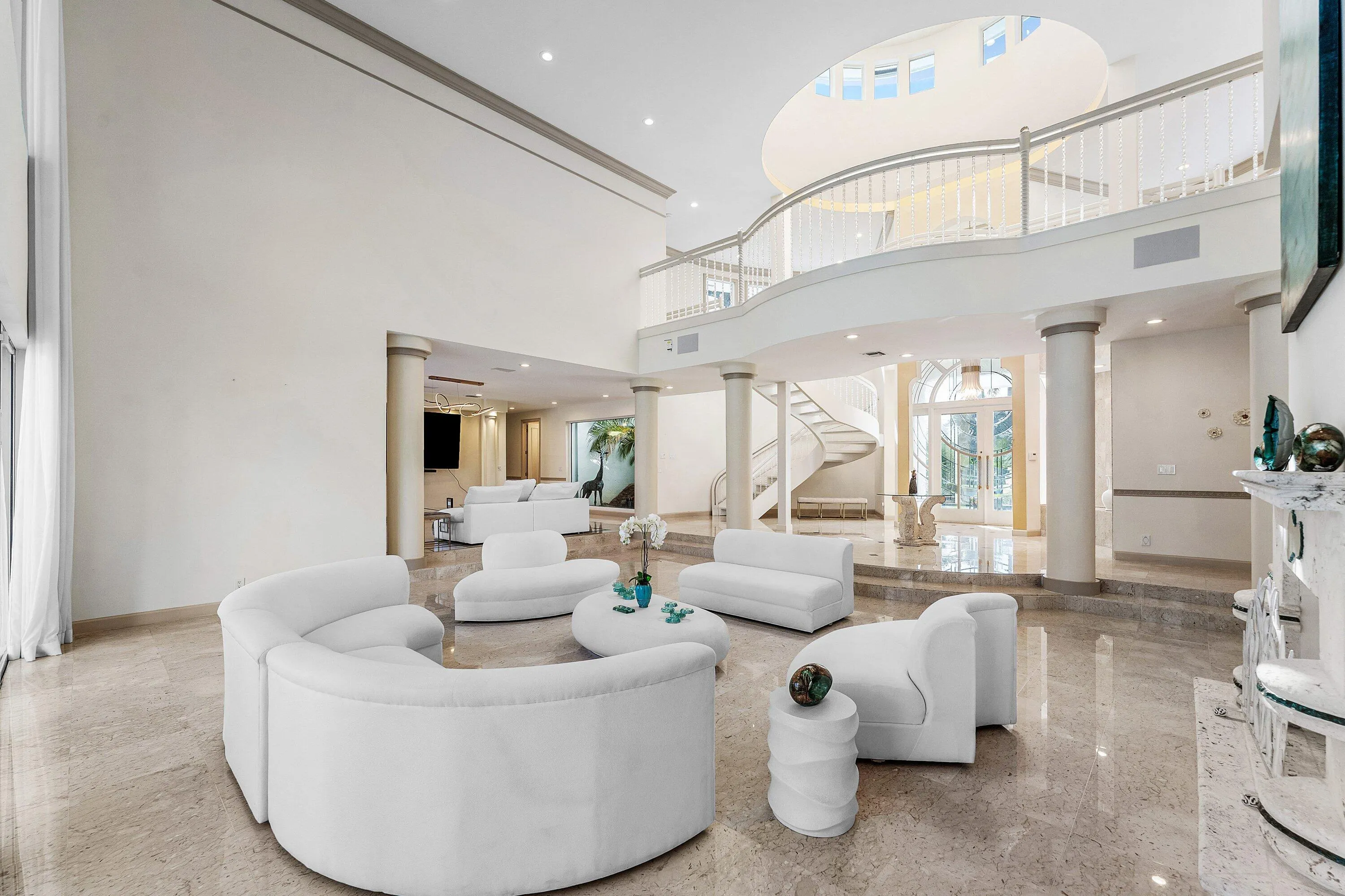 16740 Echo Hollow Circle