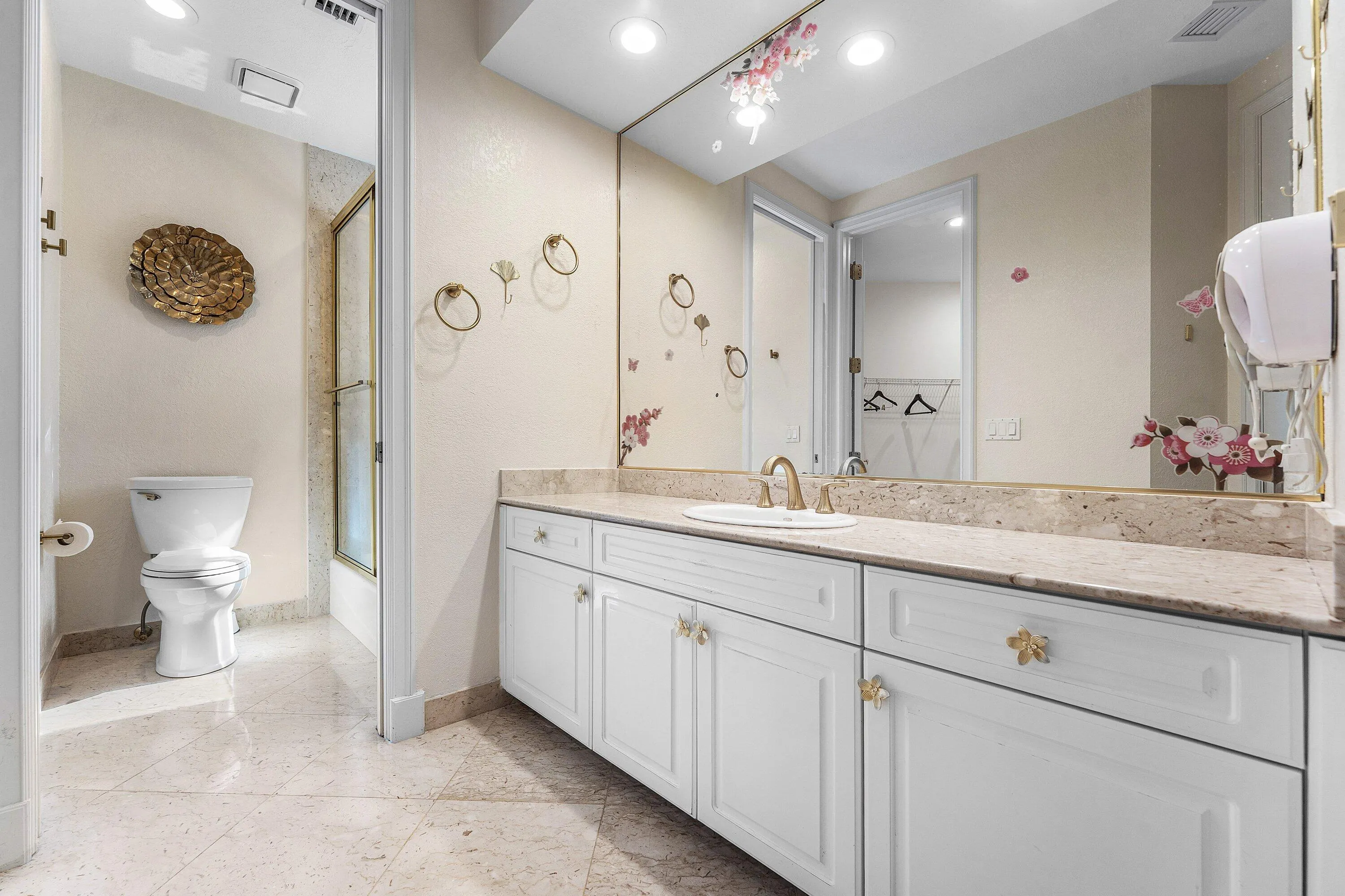 16740 Echo Hollow Circle