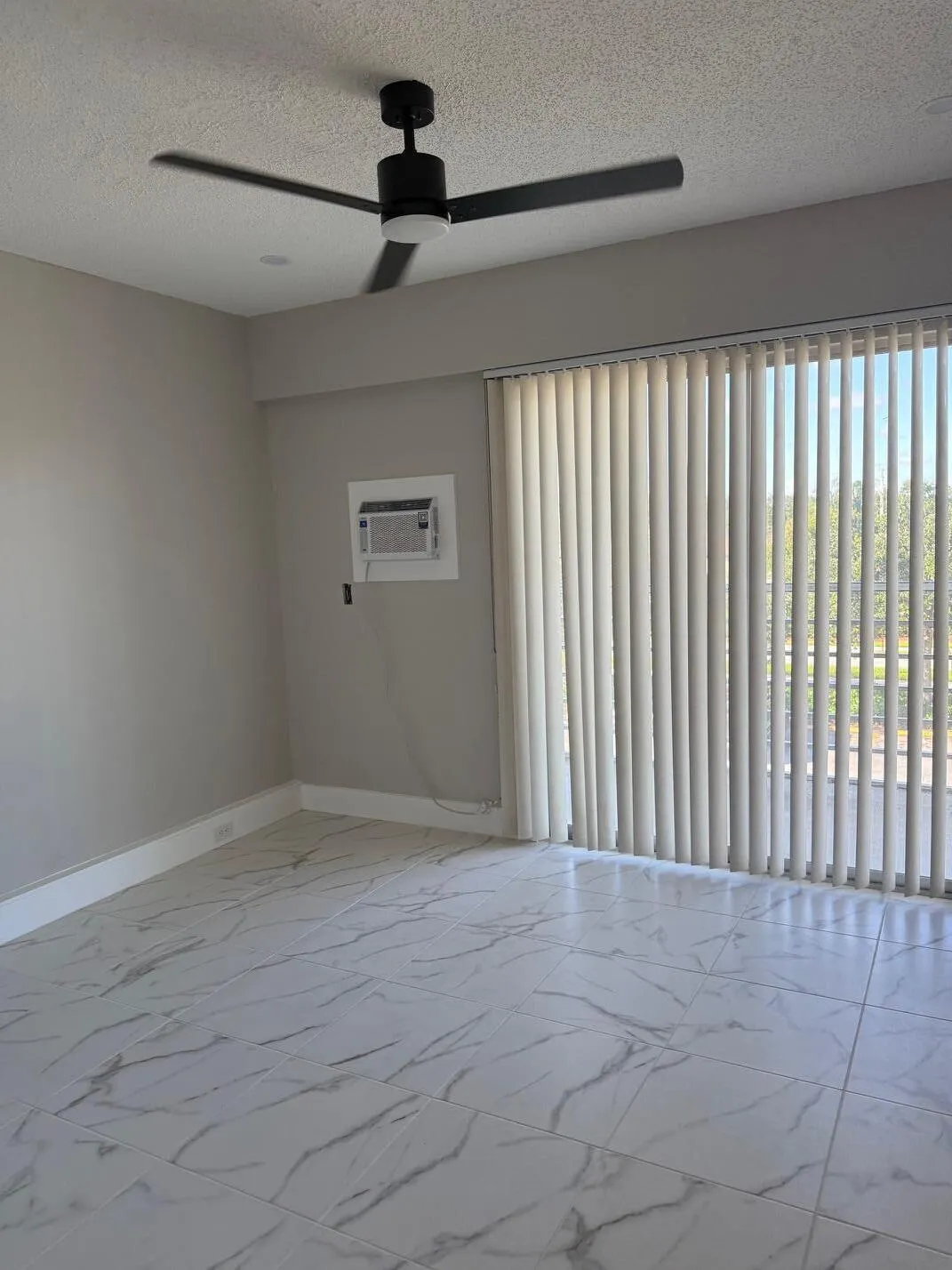 498 Mansfield L