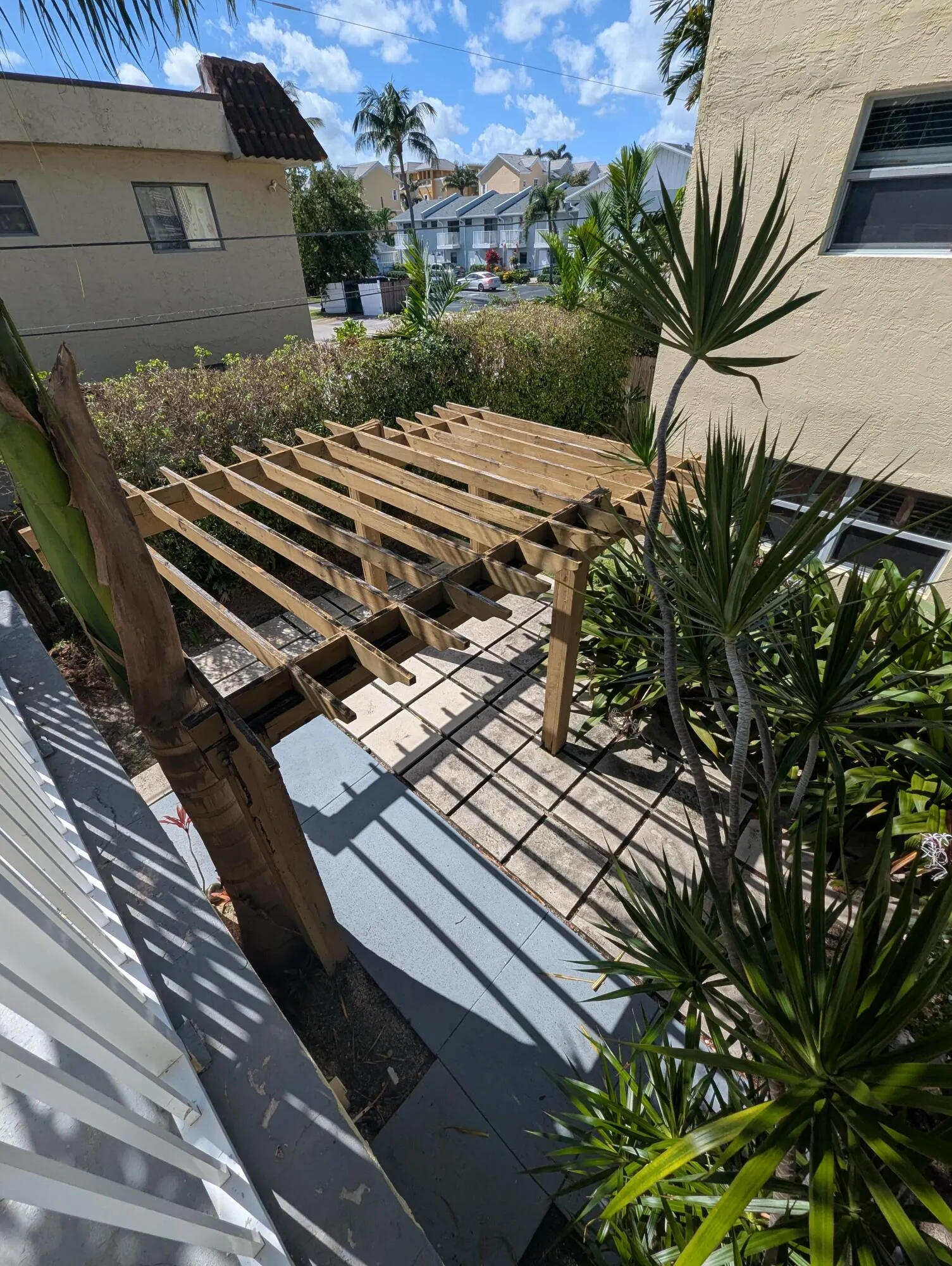 2120 NE 42ND Court #5