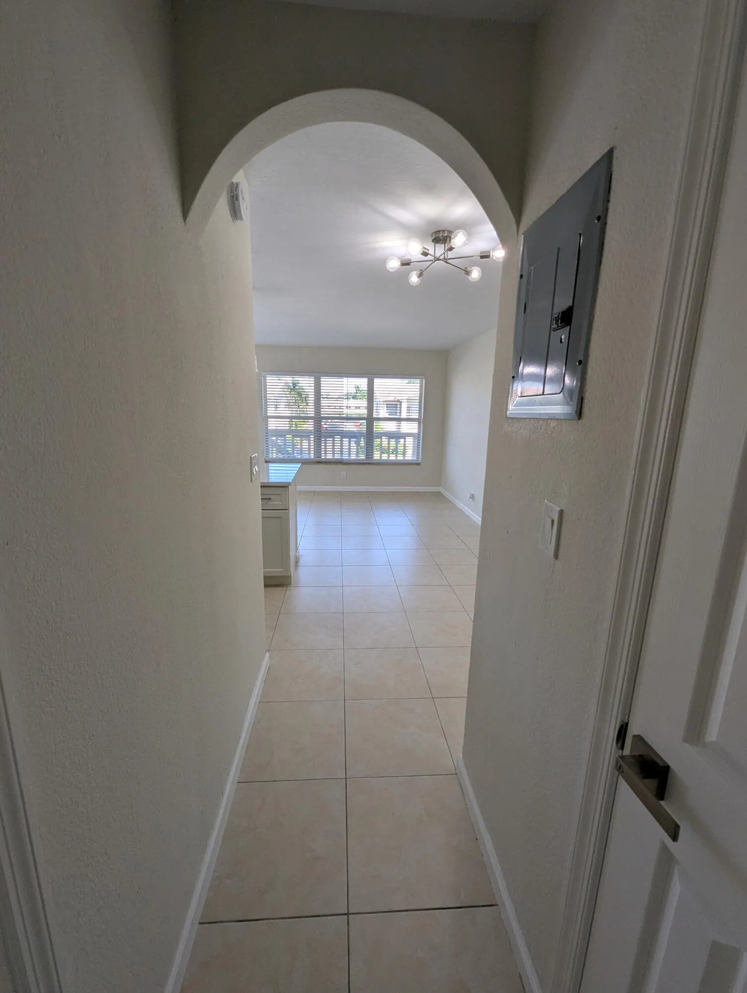 2120 NE 42ND Court #5