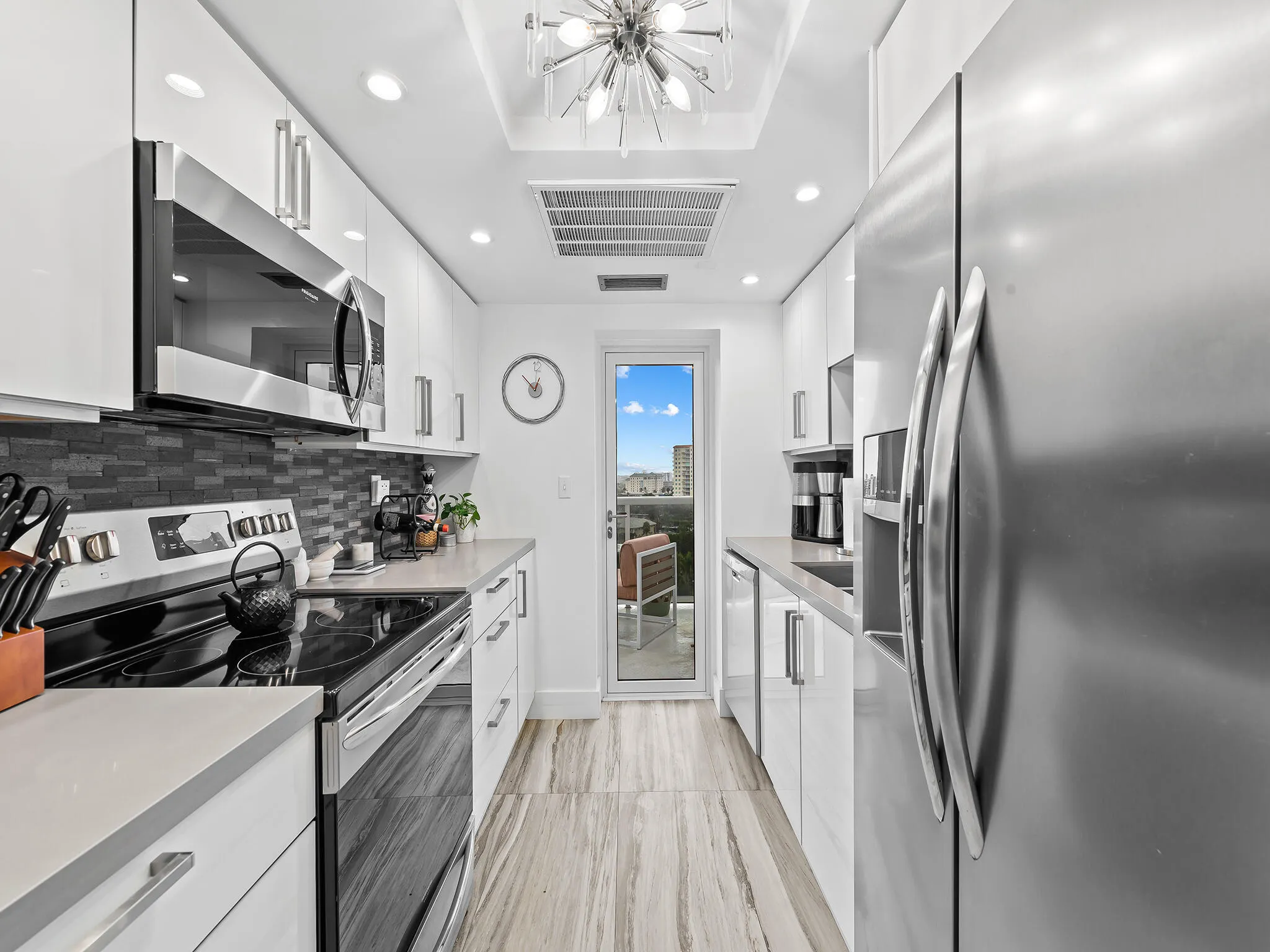 2715 N OCEAN Boulevard #10F