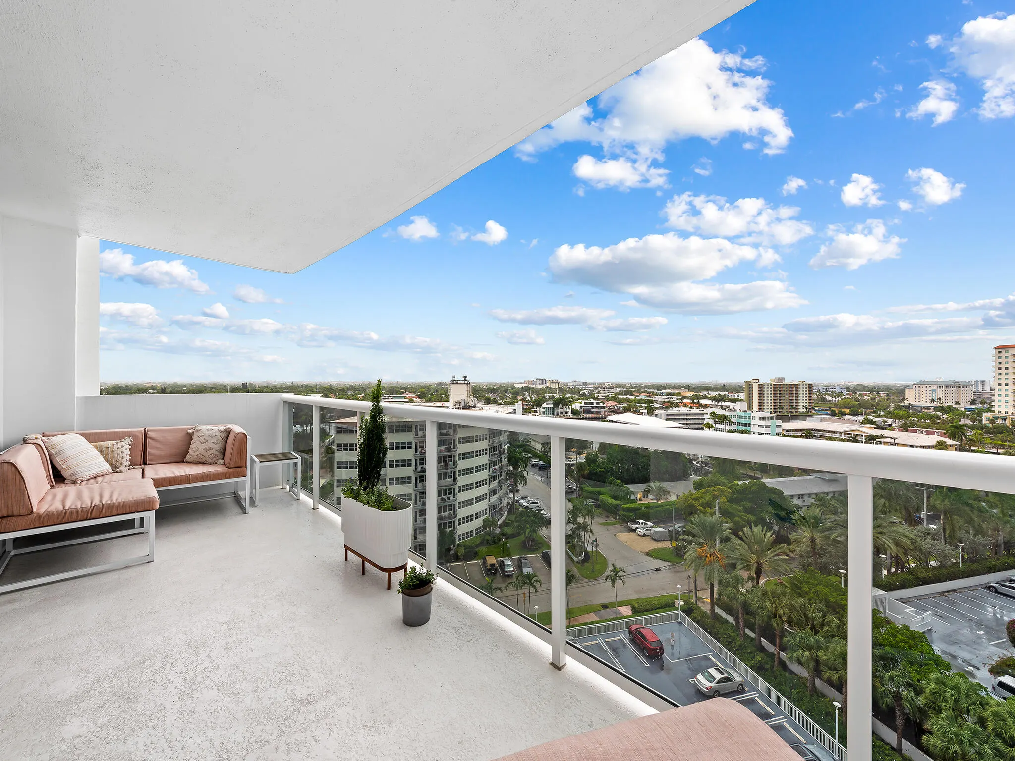2715 N OCEAN Boulevard #10F