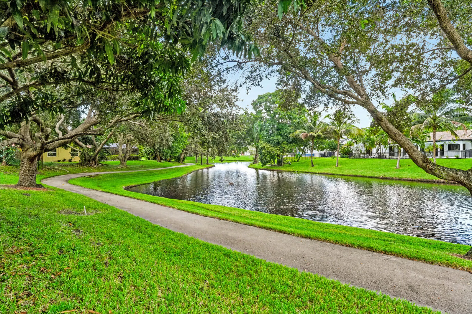 2708 NW 26th Circle